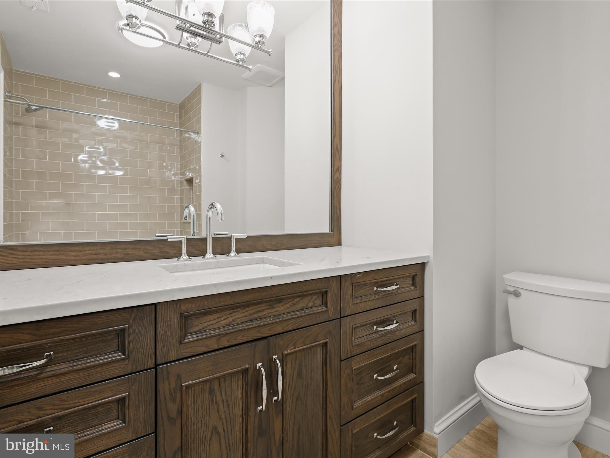 PAVILION IN THE PARK - Residential