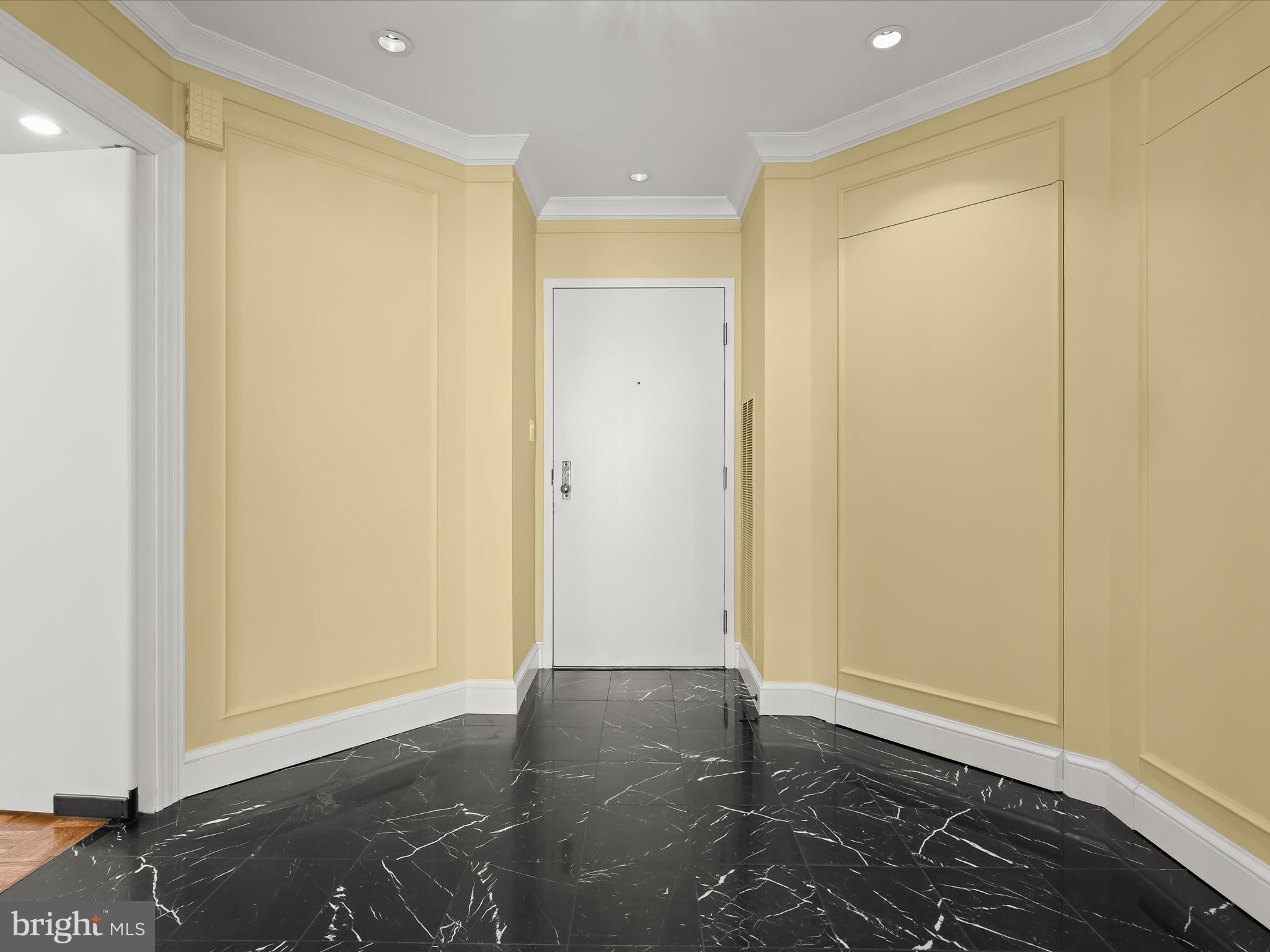 PAVILION IN THE PARK - Residential