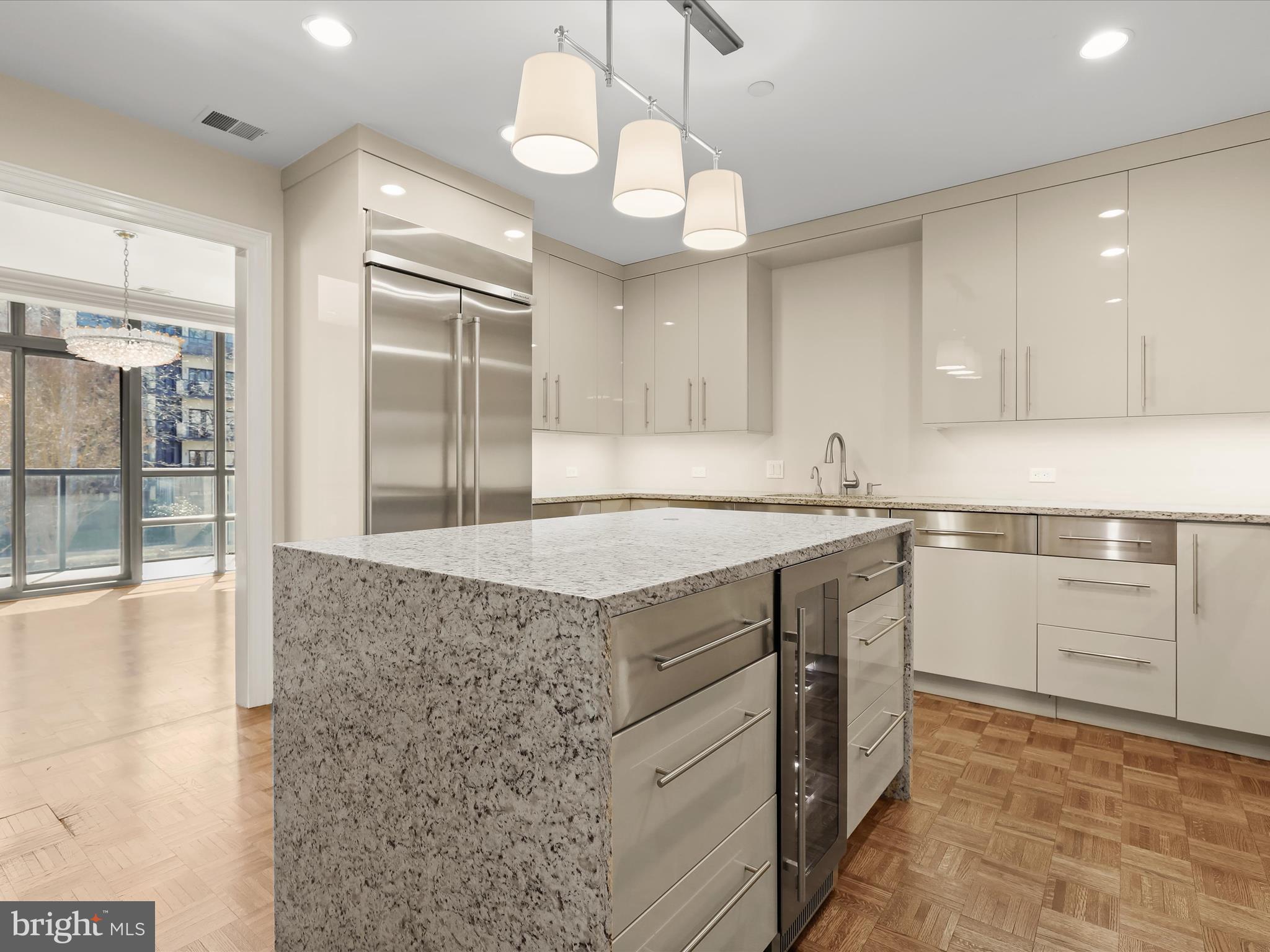 PAVILION IN THE PARK - Residential