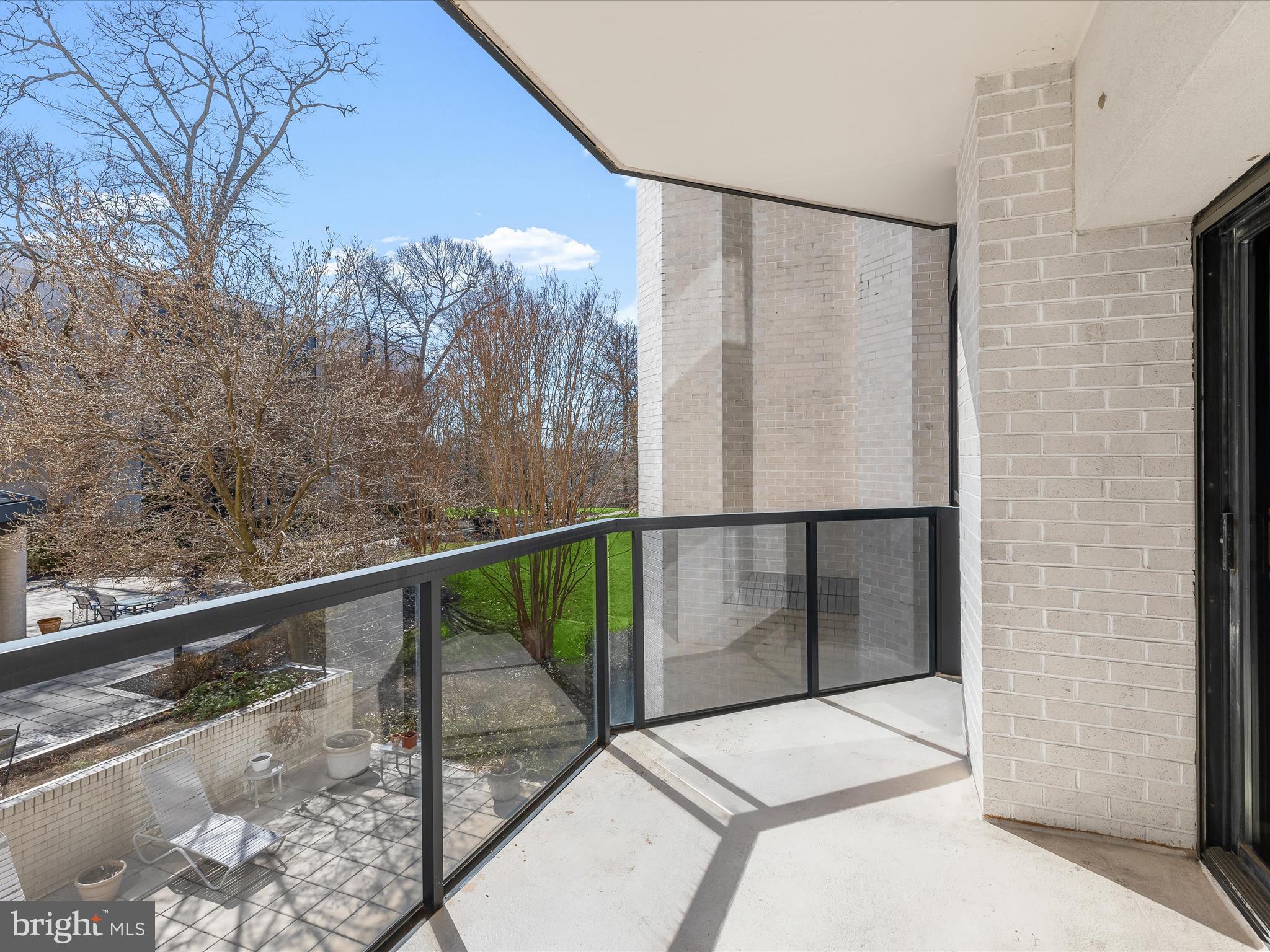 PAVILION IN THE PARK - Residential