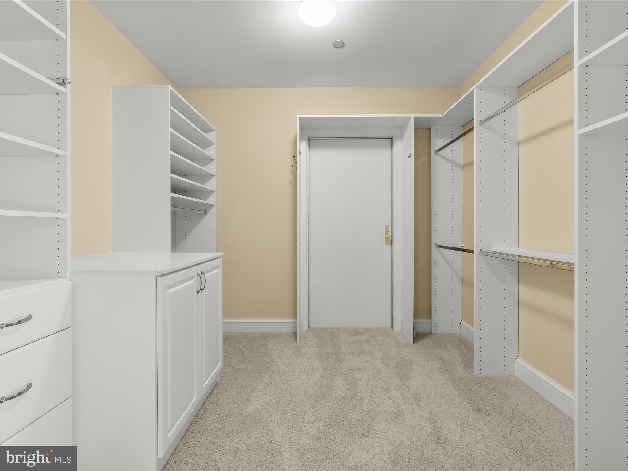 PAVILION IN THE PARK - Residential