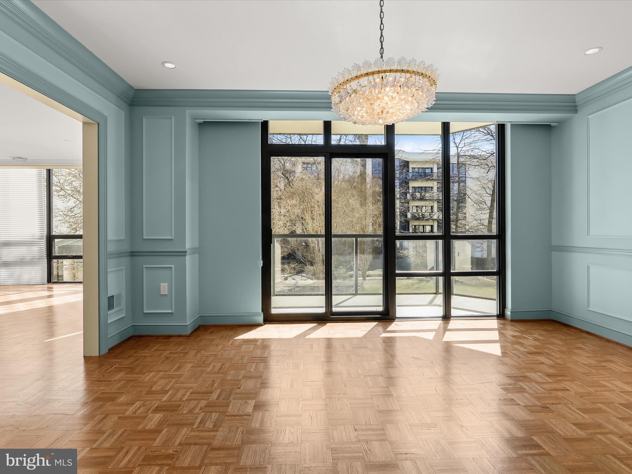 PAVILION IN THE PARK - Residential