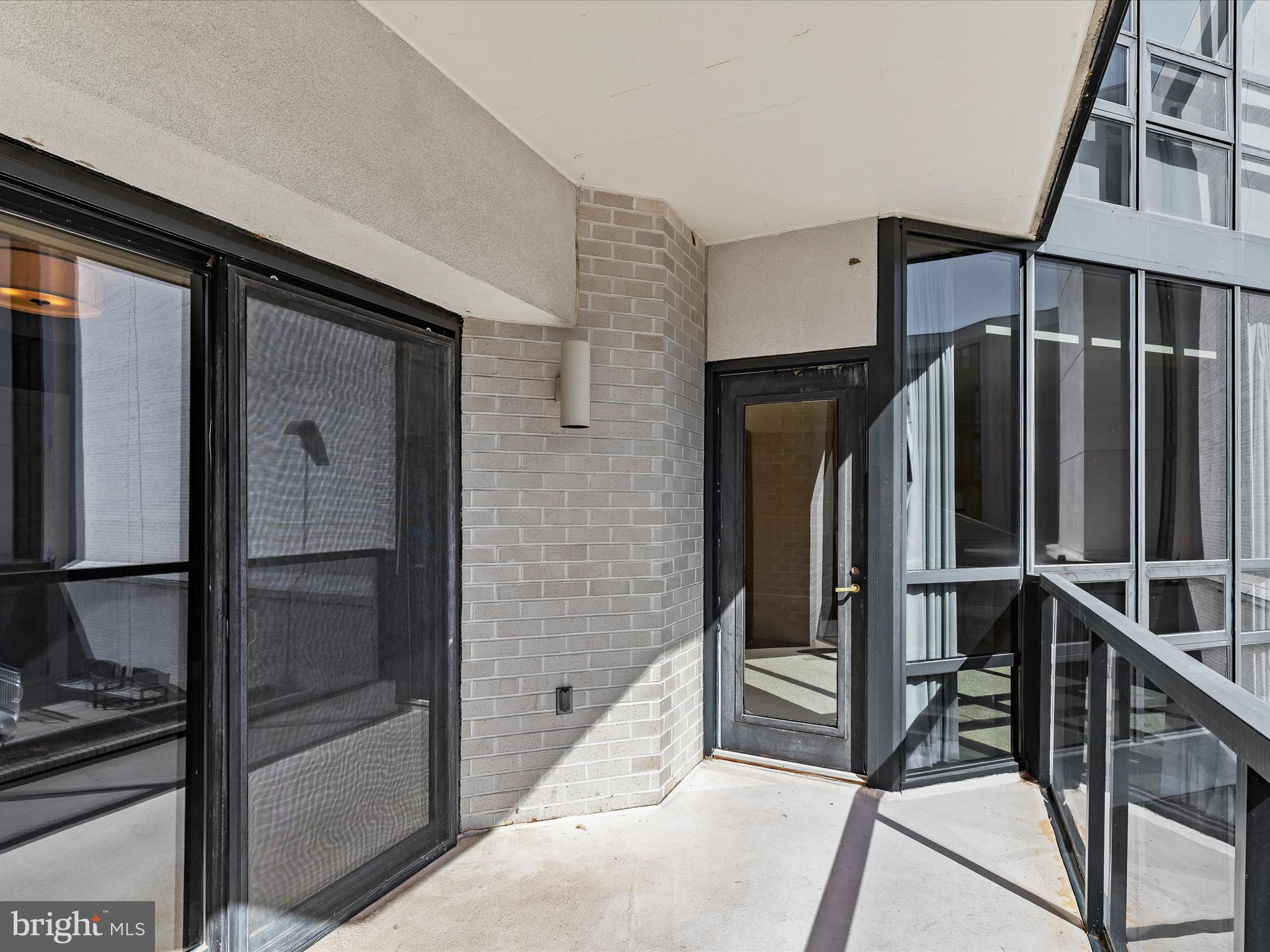 PAVILION IN THE PARK - Residential