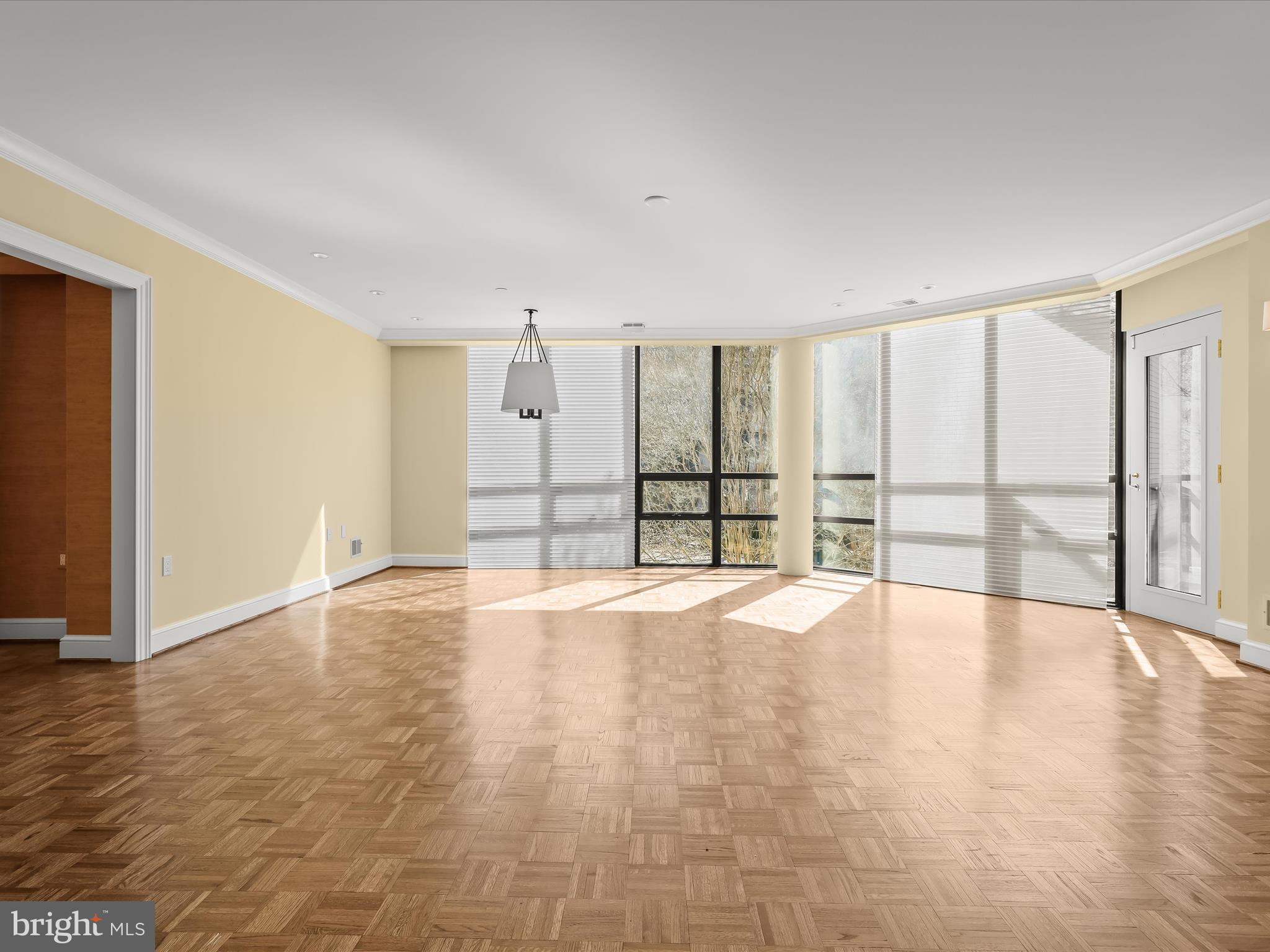 PAVILION IN THE PARK - Residential