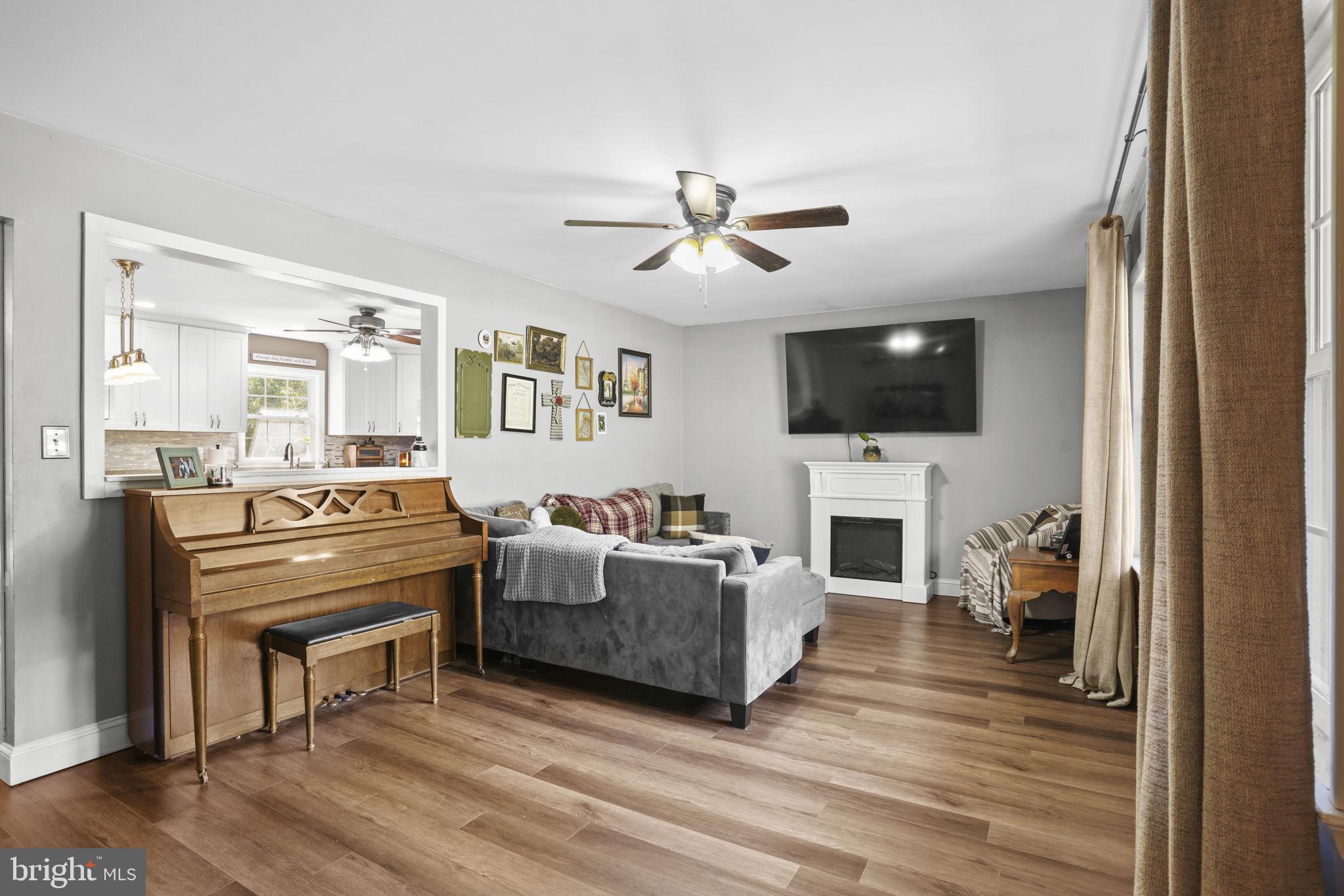 SCOTCH POINT - Residential