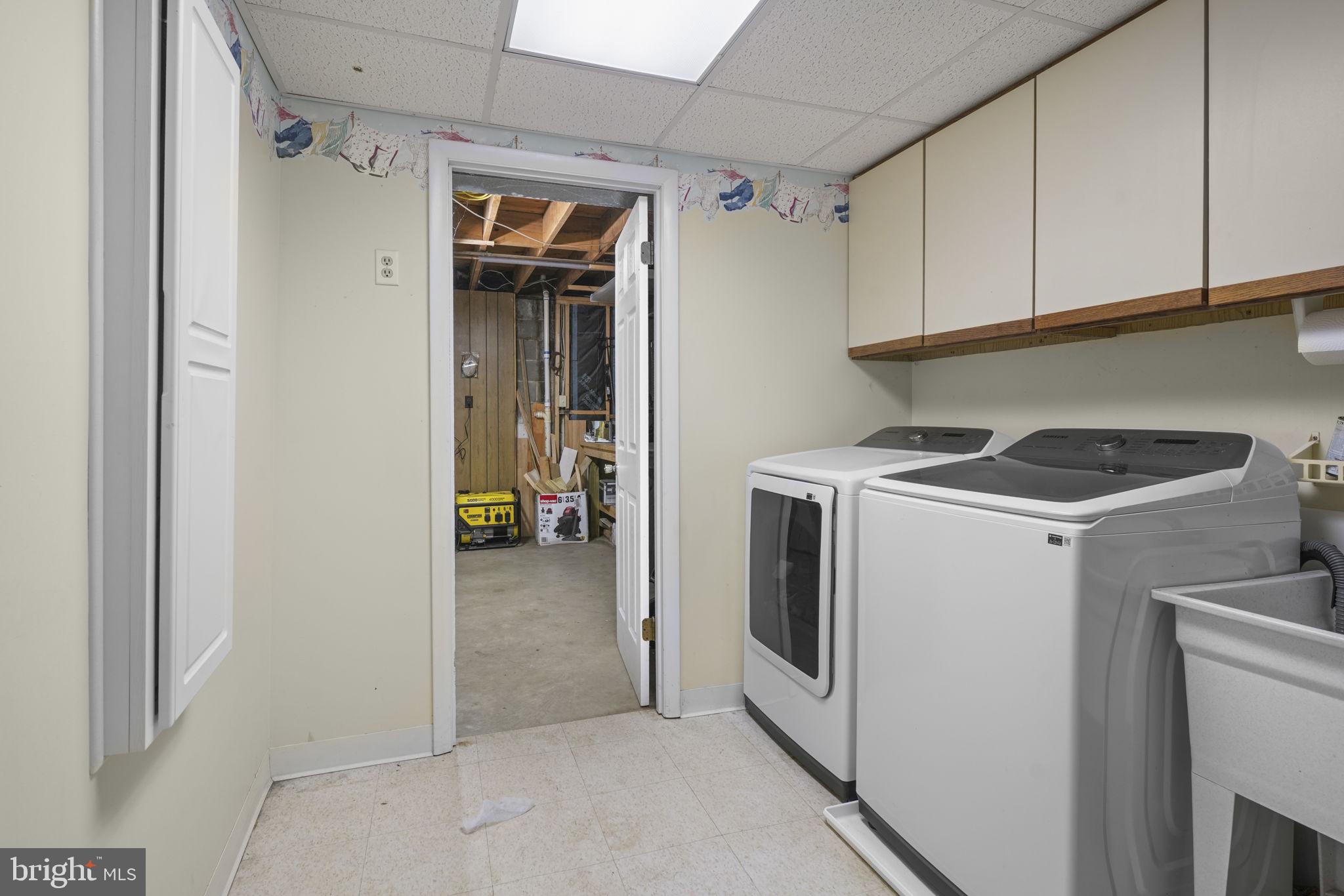 SCOTCH POINT - Residential