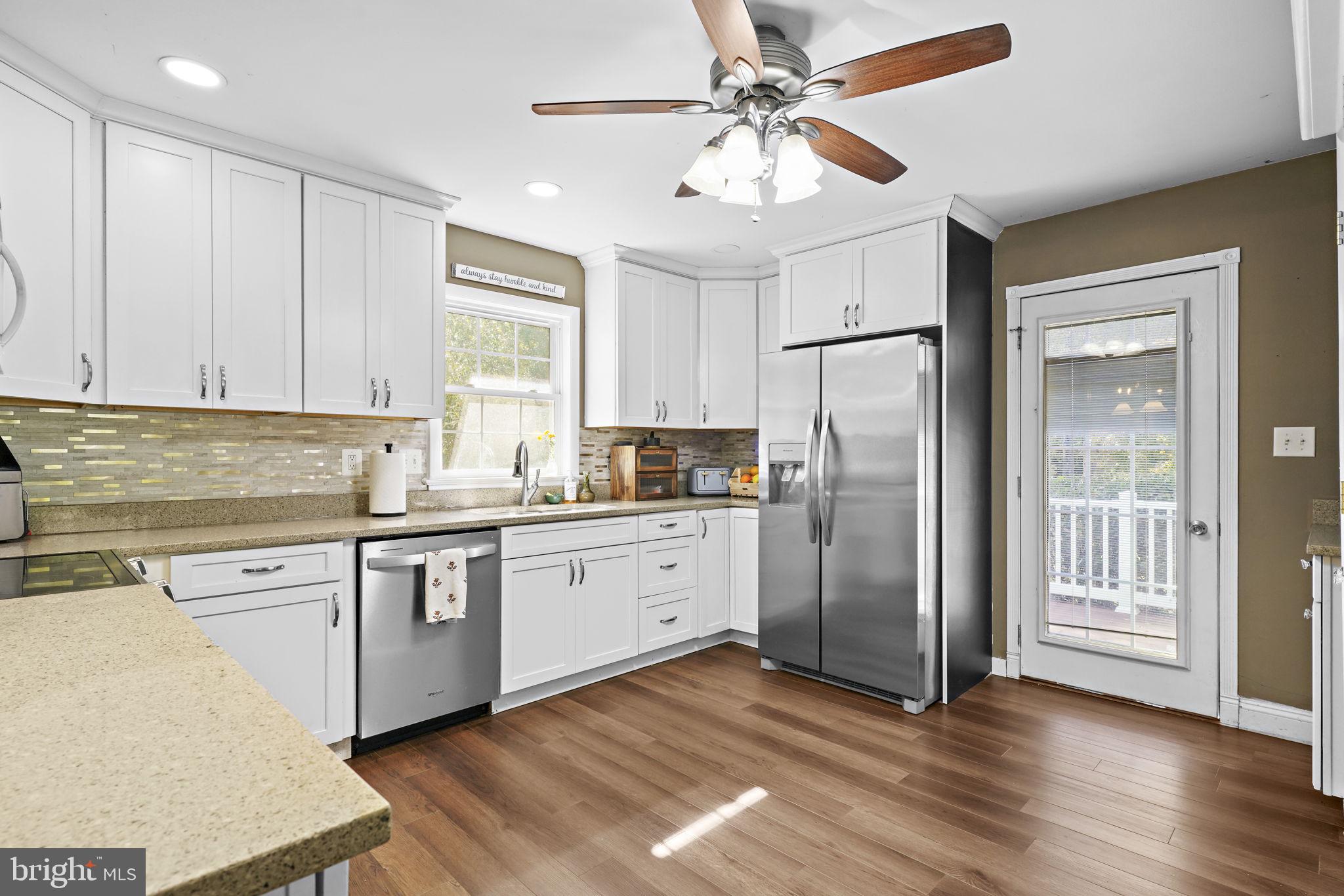 SCOTCH POINT - Residential