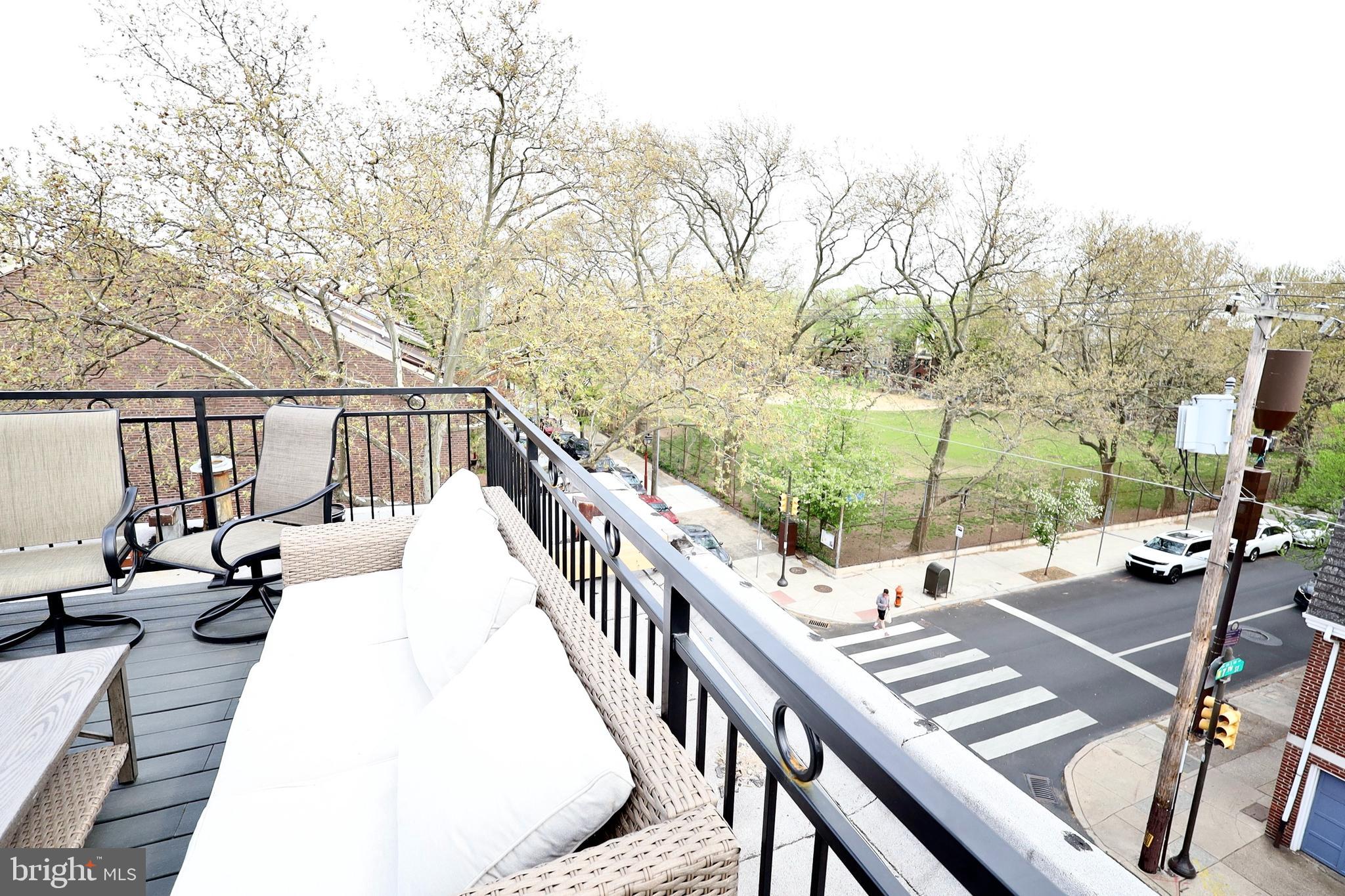 SOCIETY HILL - Residential Lease