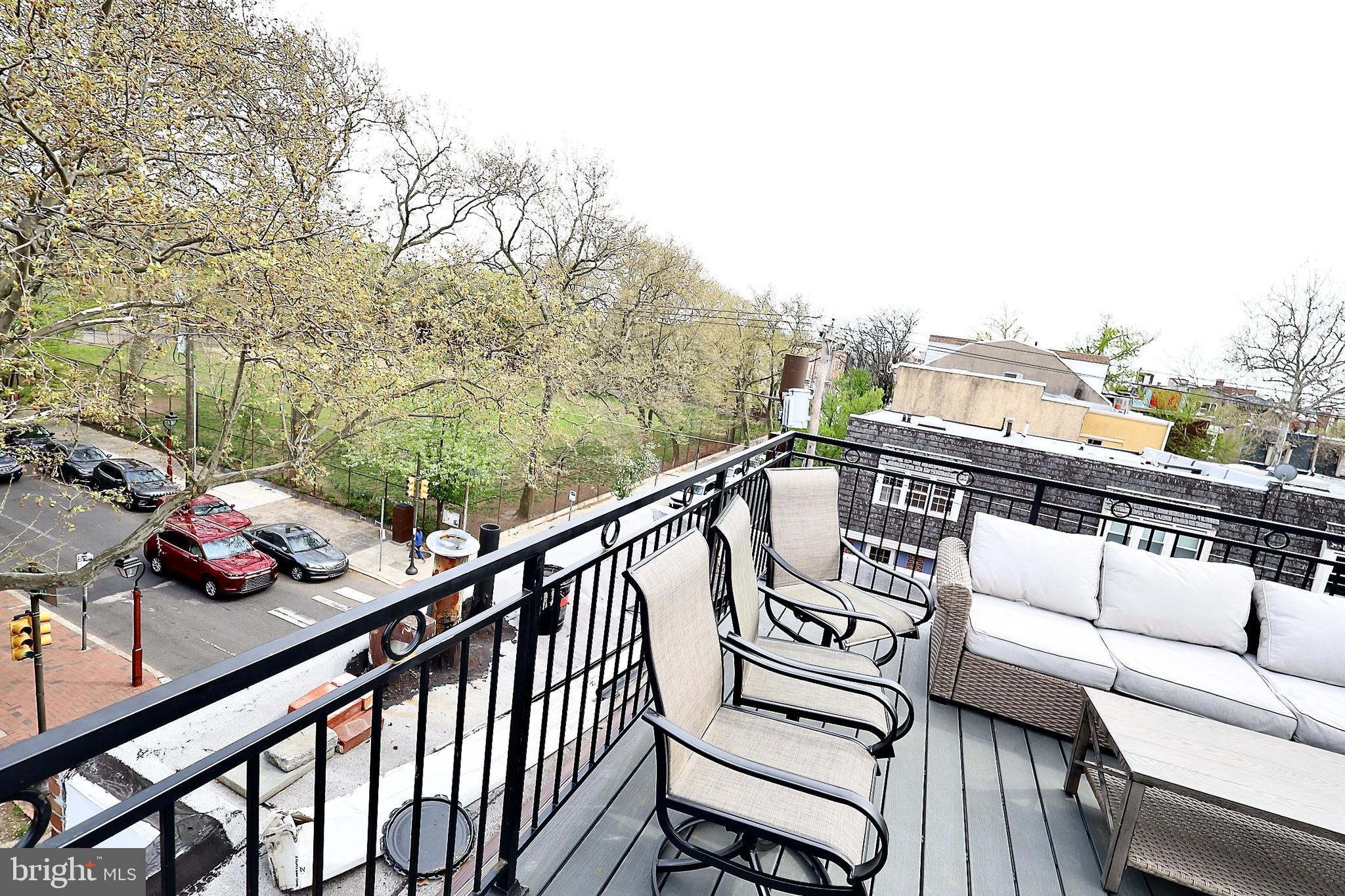 SOCIETY HILL - Residential Lease