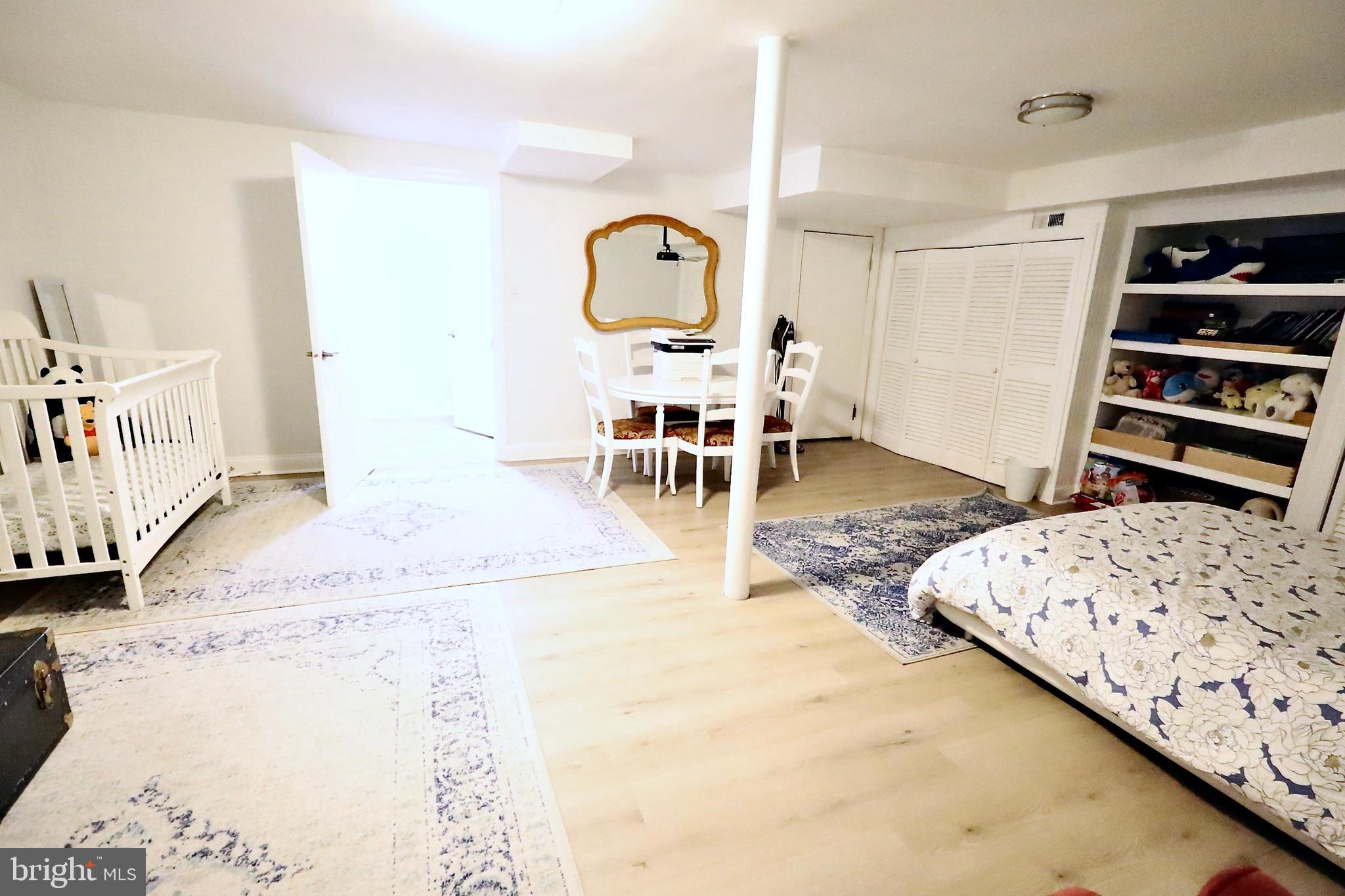 SOCIETY HILL - Residential Lease