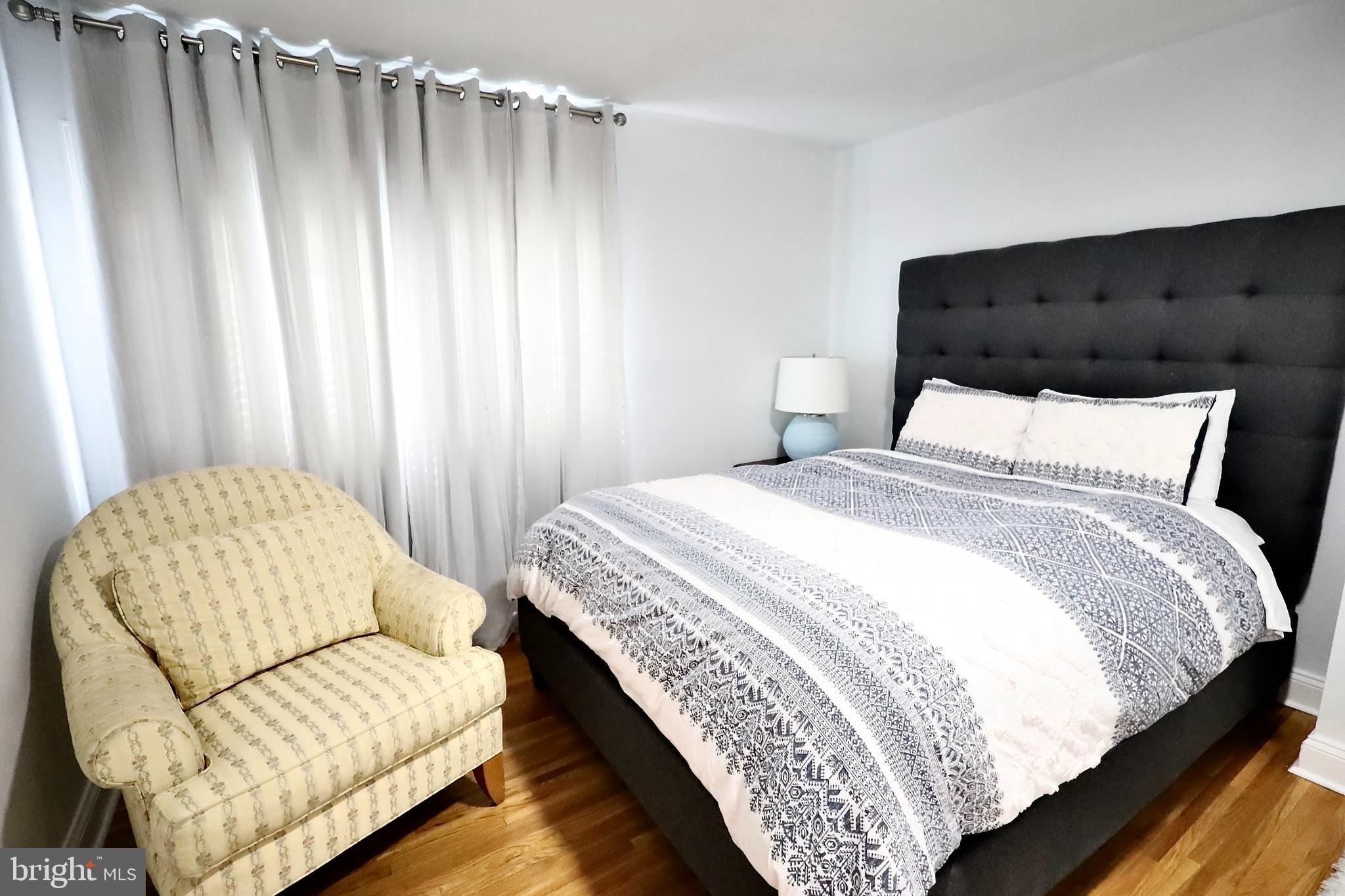 SOCIETY HILL - Residential Lease