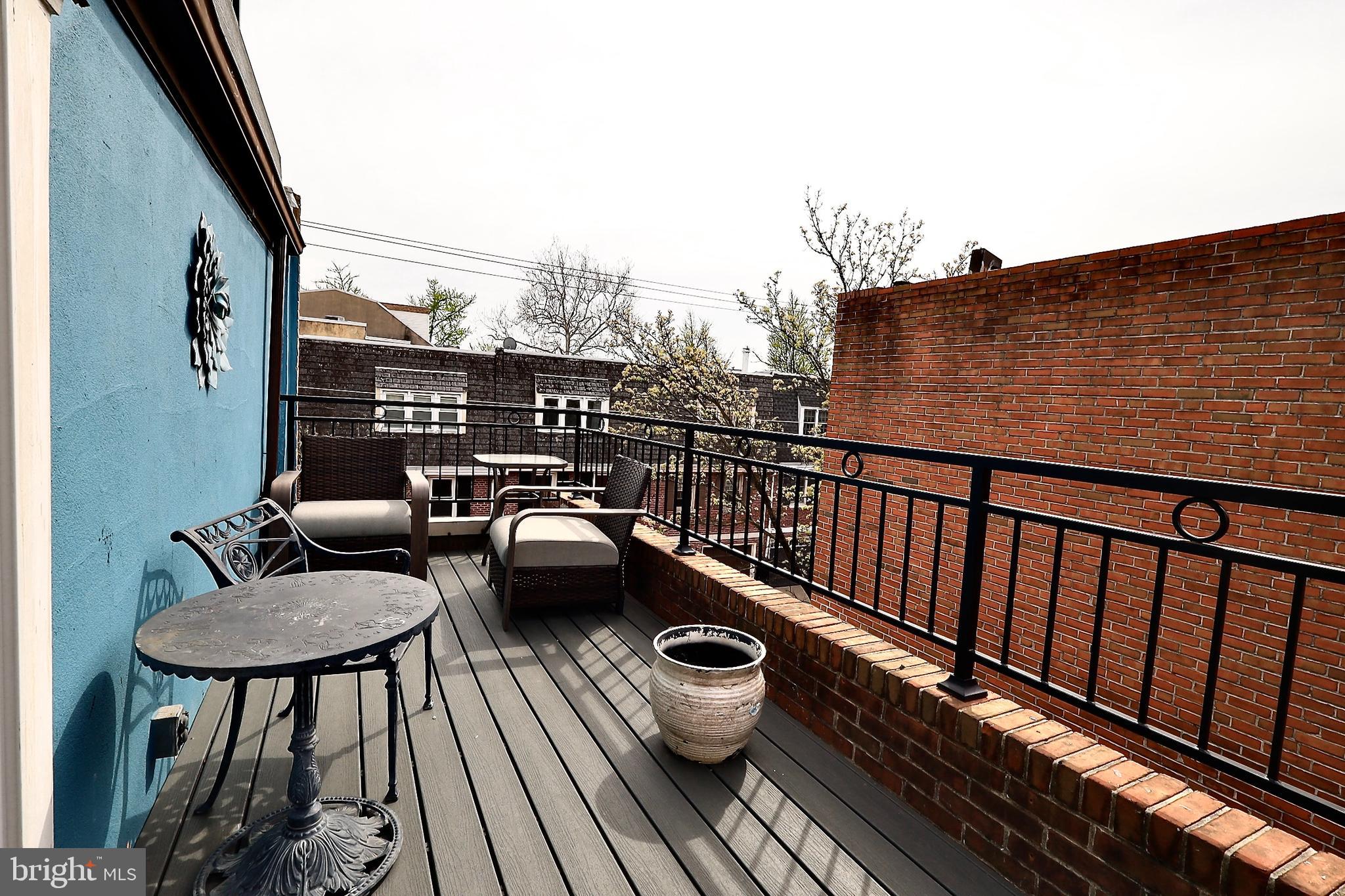 SOCIETY HILL - Residential Lease