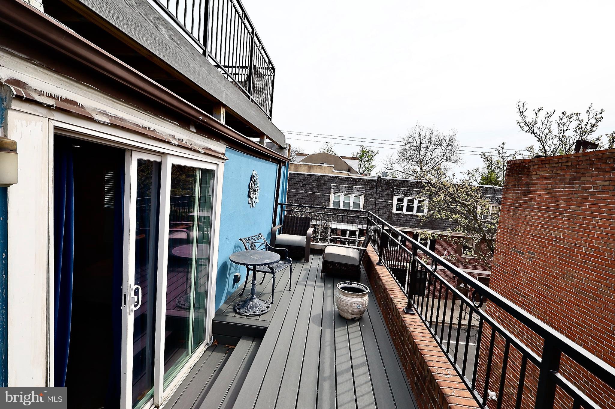 SOCIETY HILL - Residential Lease