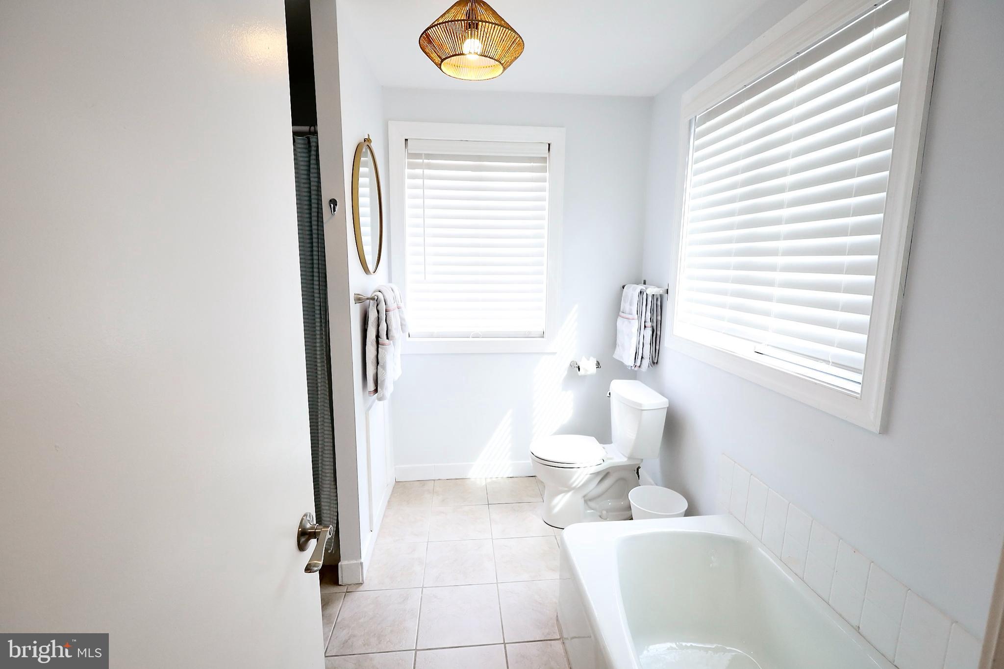 SOCIETY HILL - Residential Lease