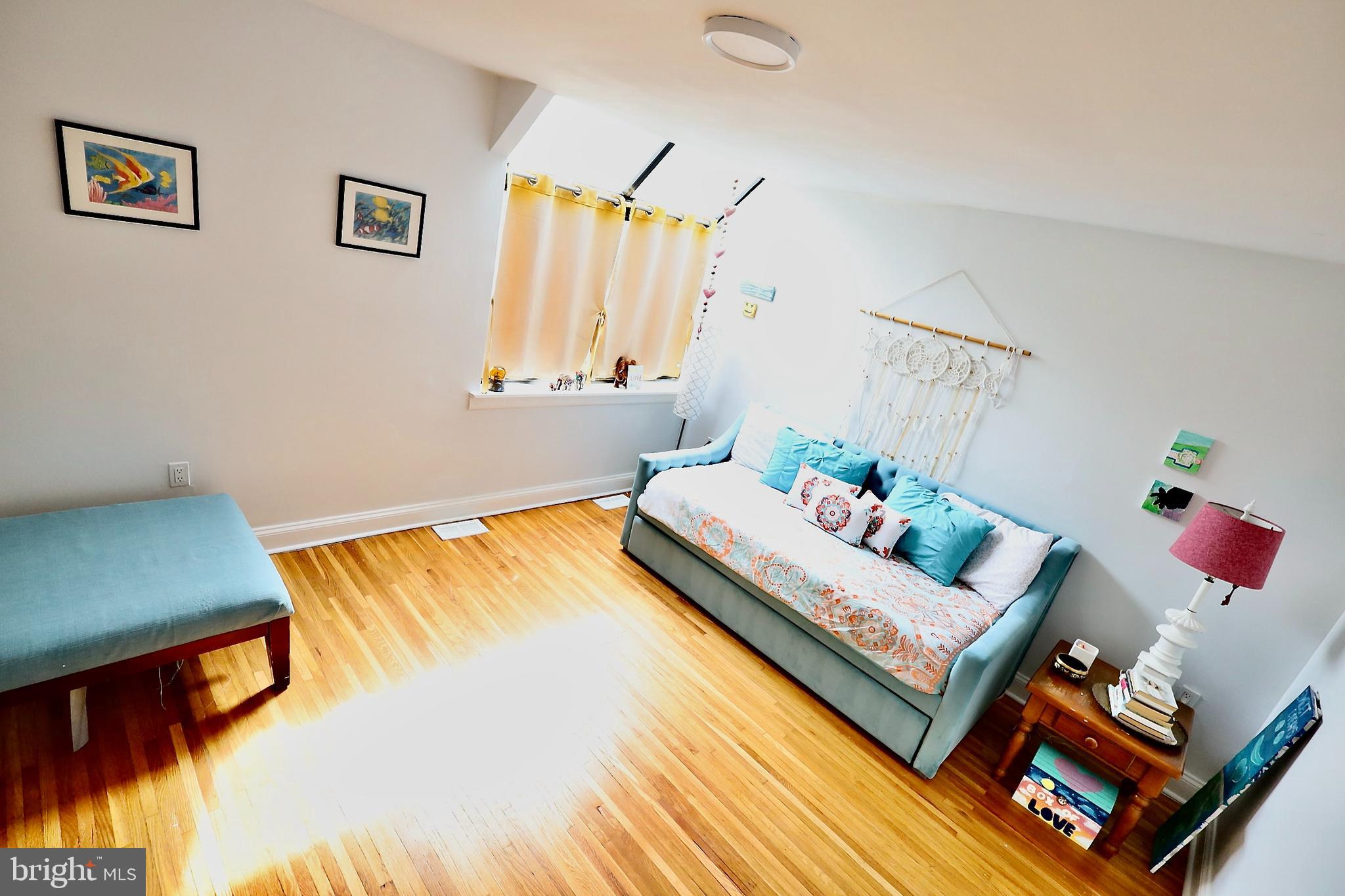 SOCIETY HILL - Residential Lease