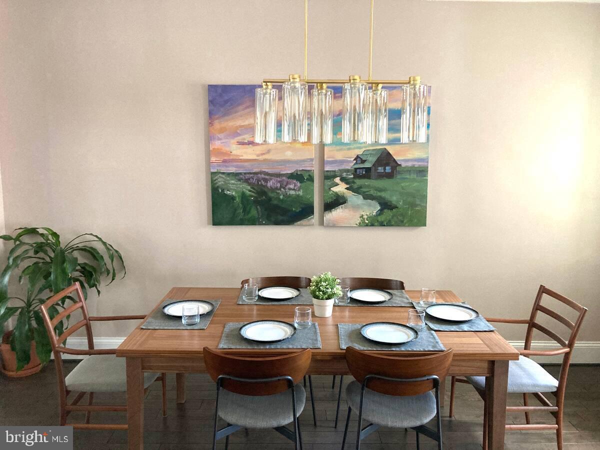 PETWORTH - Residential Lease