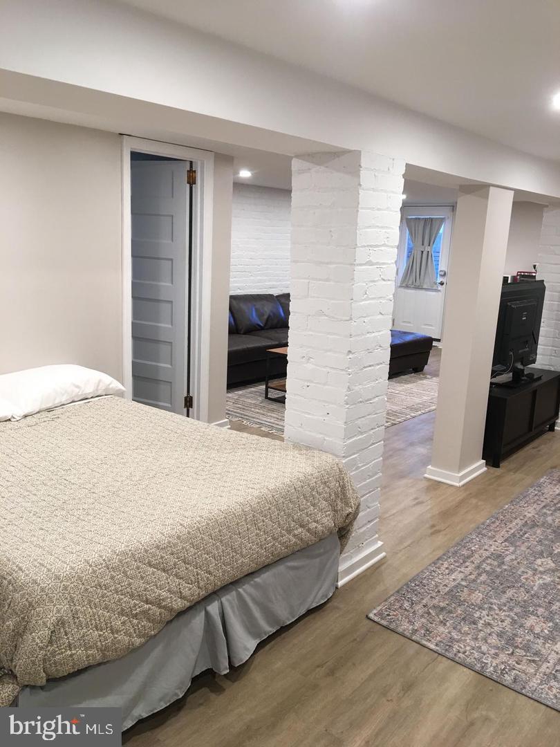 PETWORTH - Residential Lease