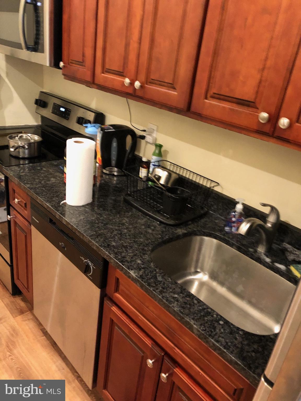 1624 FONTAIN STREET 2