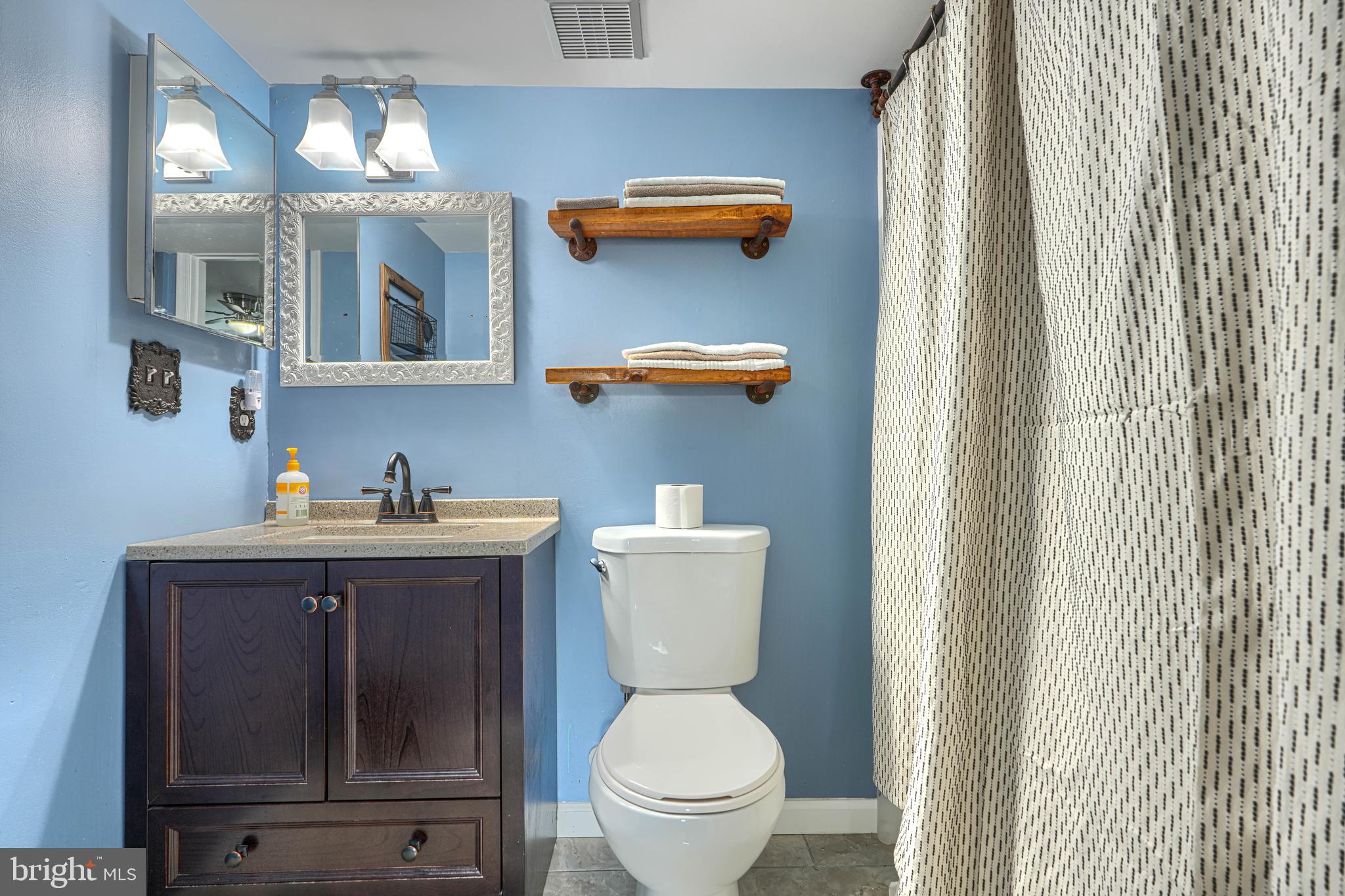 HILLSDALE - Residential