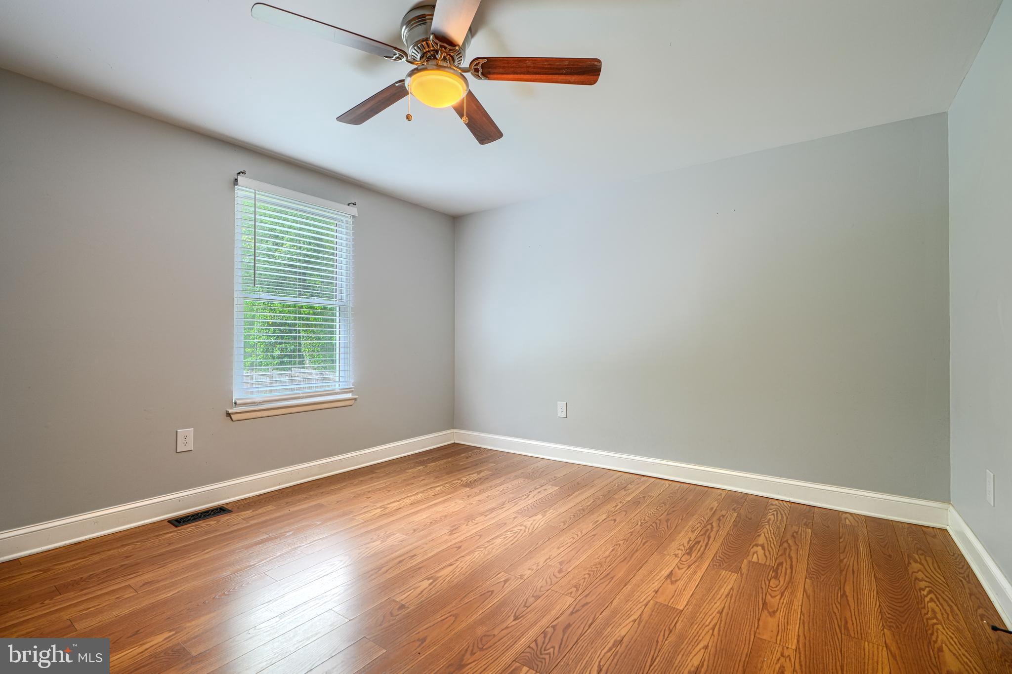 HILLSDALE - Residential