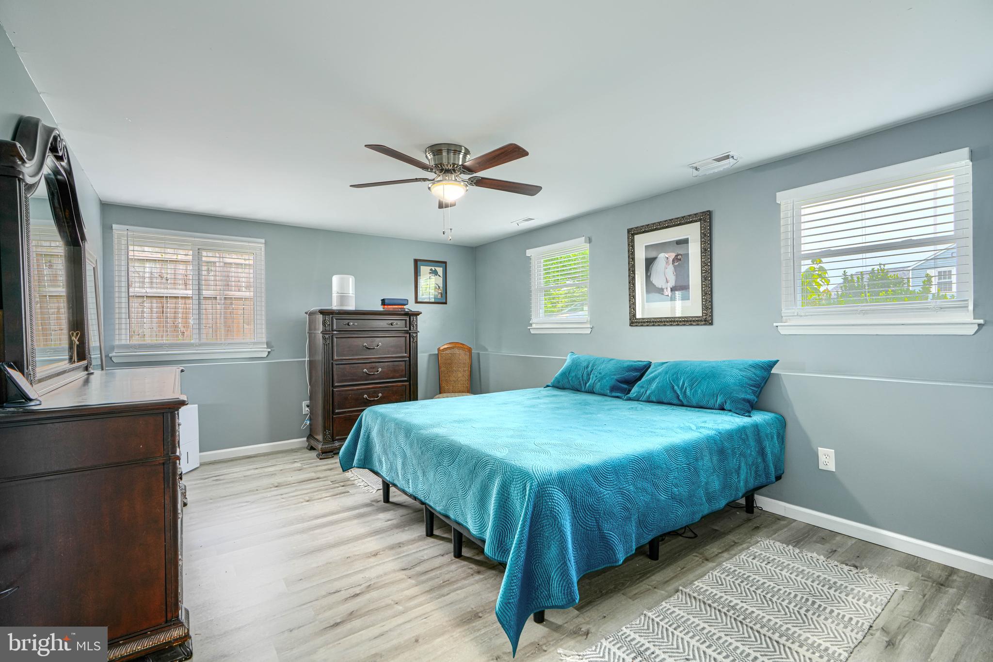 HILLSDALE - Residential
