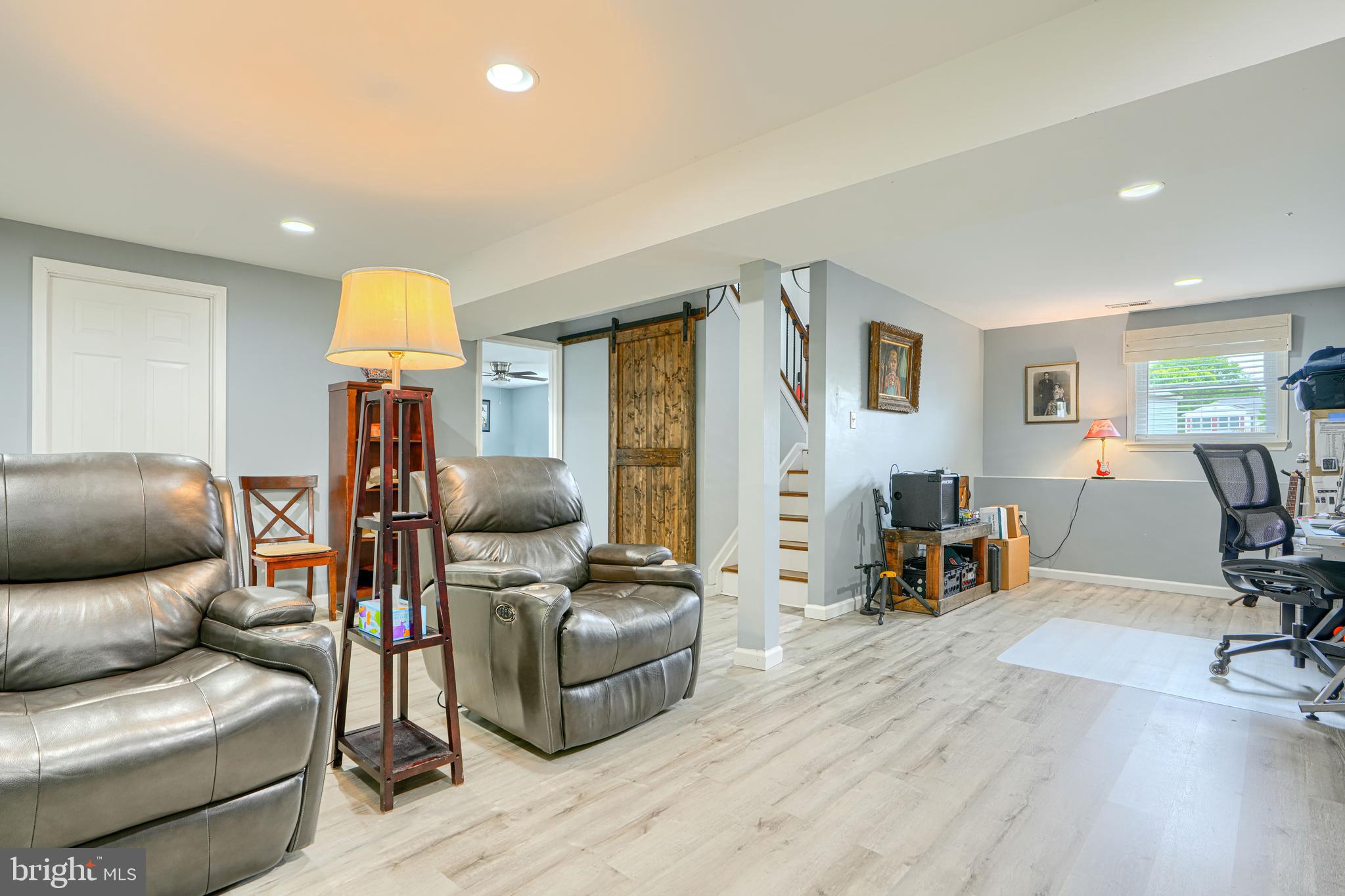 HILLSDALE - Residential