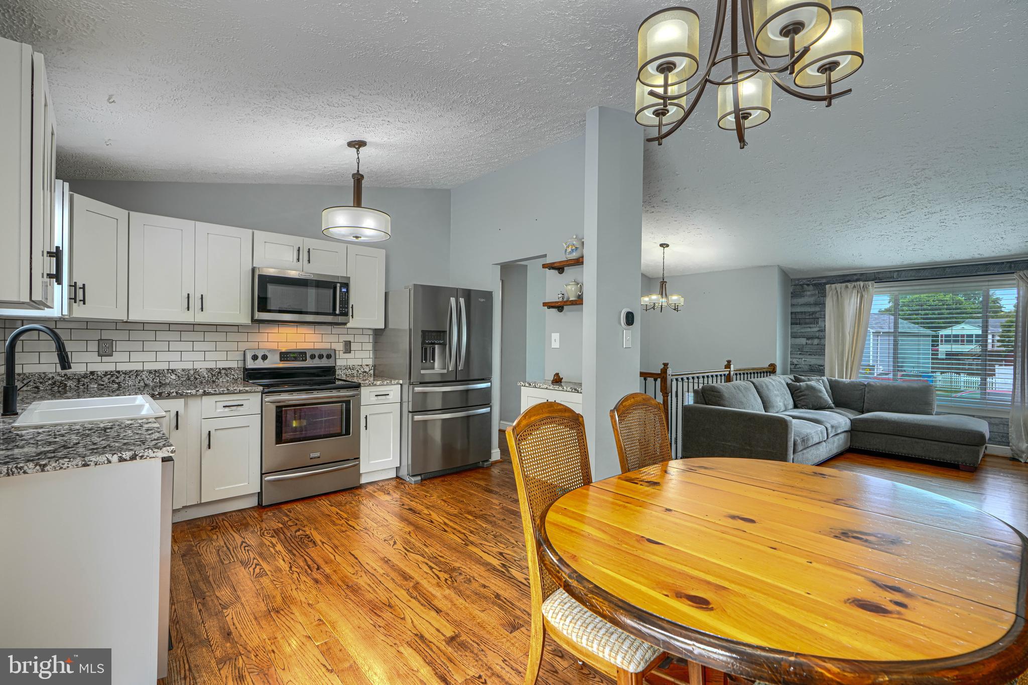 HILLSDALE - Residential