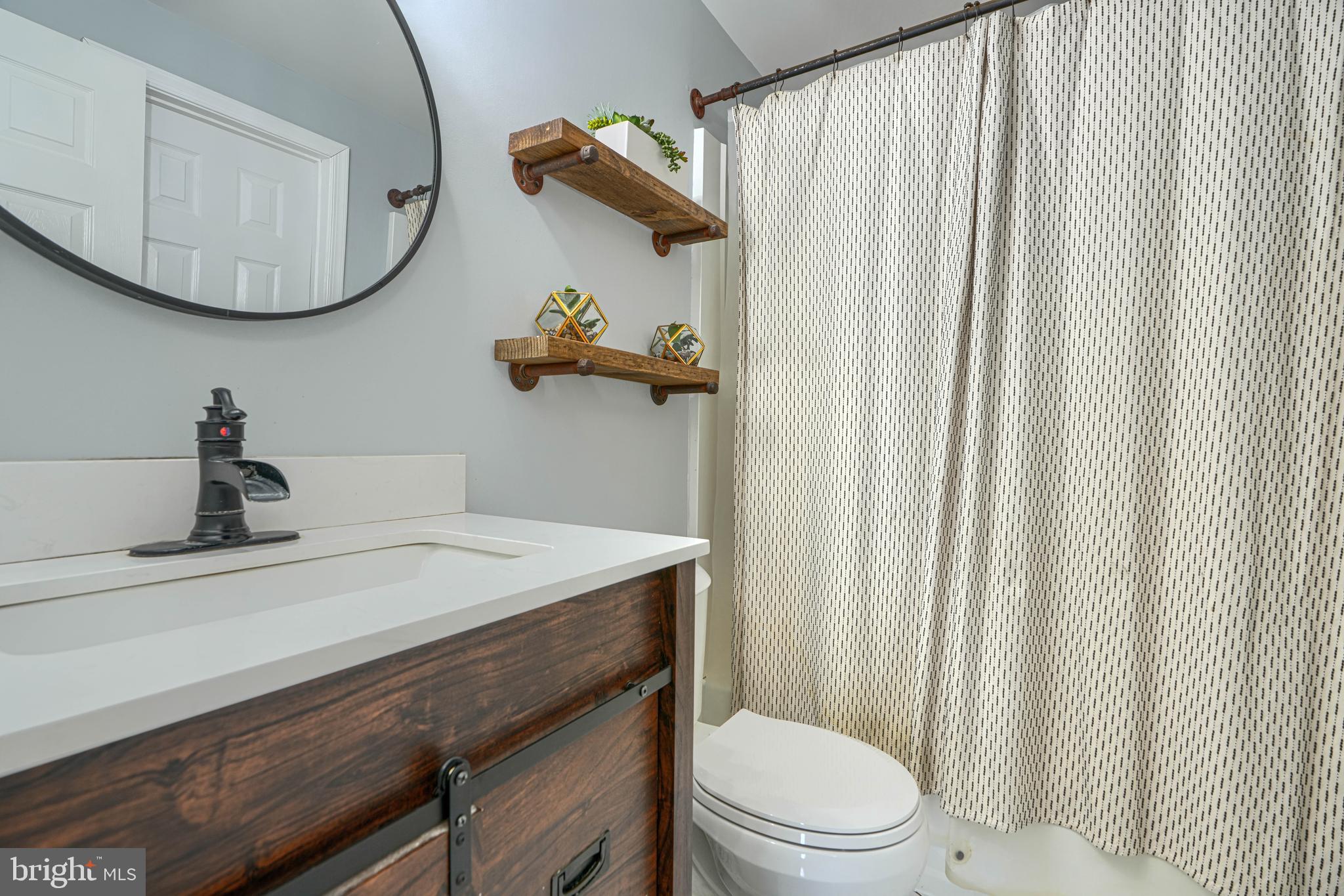 HILLSDALE - Residential