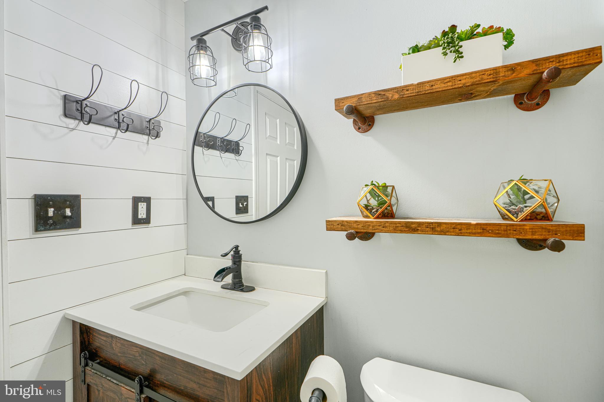 HILLSDALE - Residential