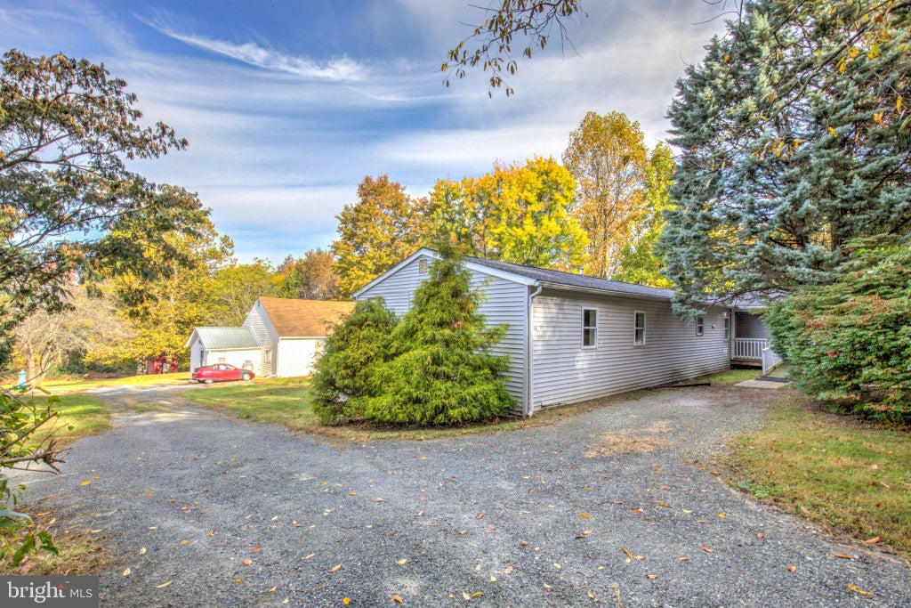 Photo of 121 House Rock Road, PEQUEA, PA 17565 (MLS # PALA2097992)