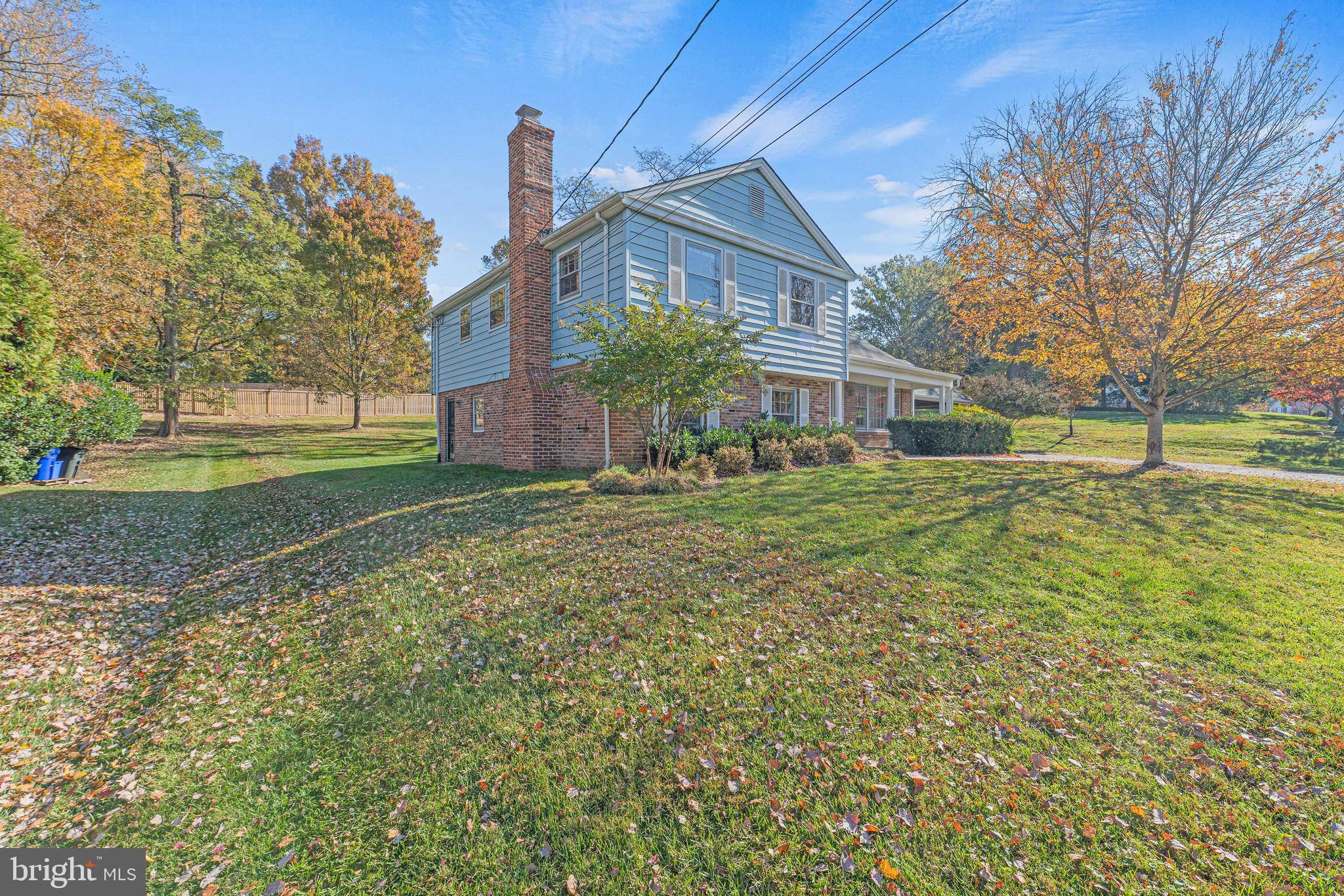 SHERWOOD FOREST MANOR - Residential