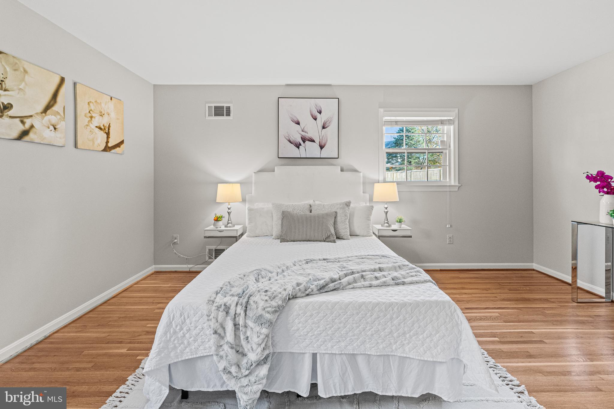 SHERWOOD FOREST MANOR - Residential