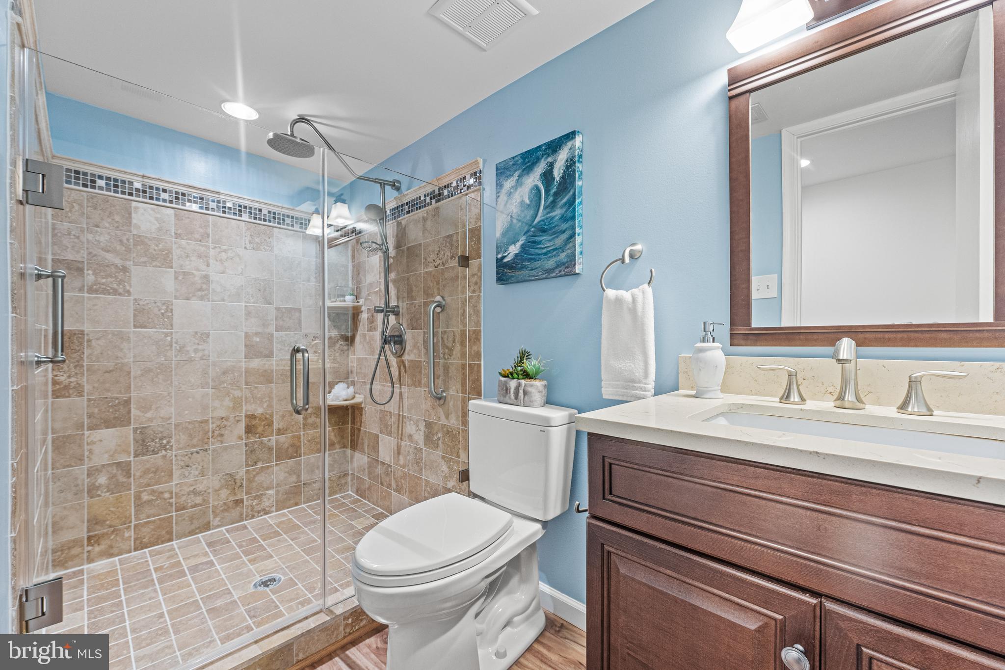 SHERWOOD FOREST MANOR - Residential