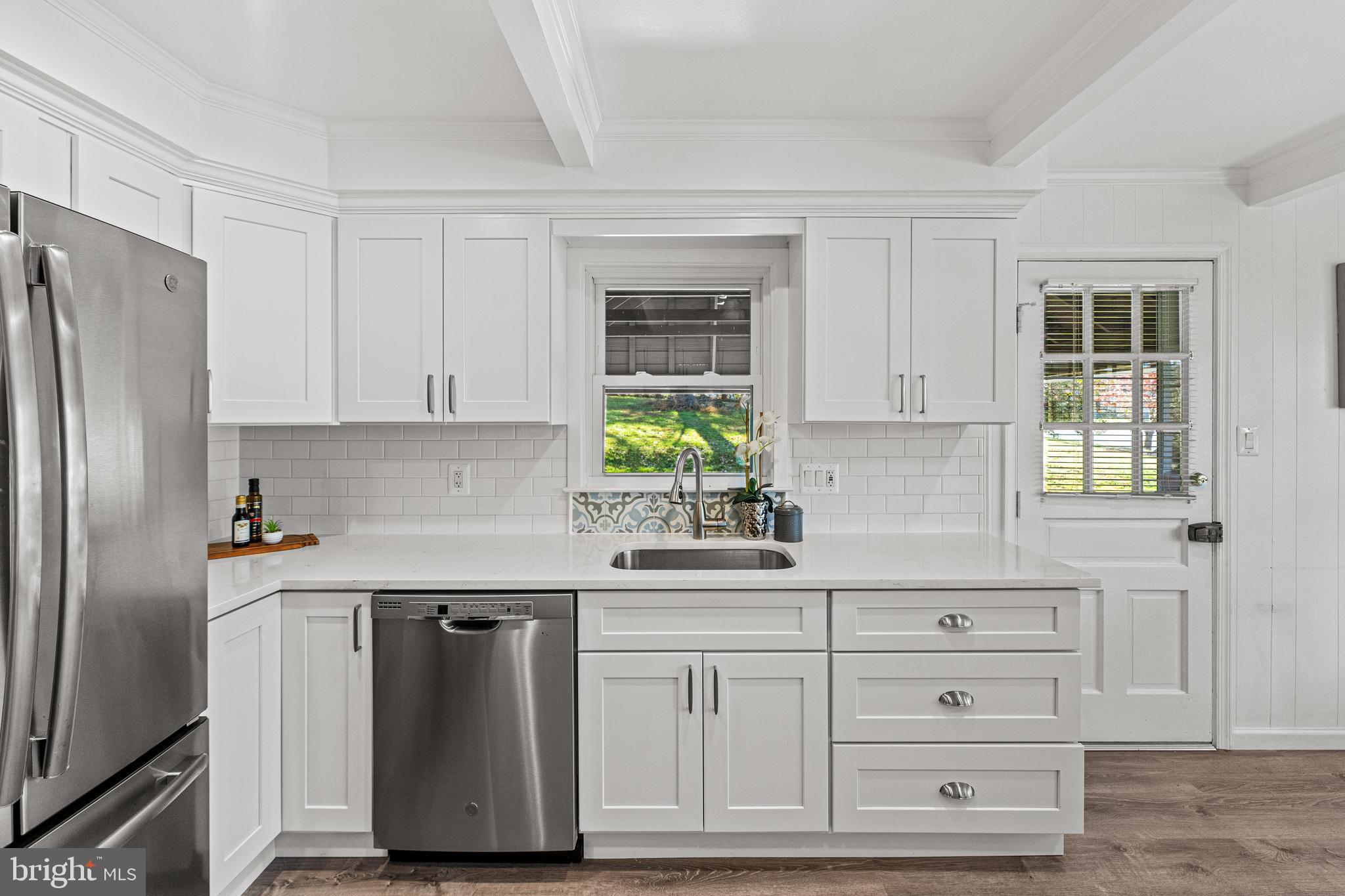 SHERWOOD FOREST MANOR - Residential