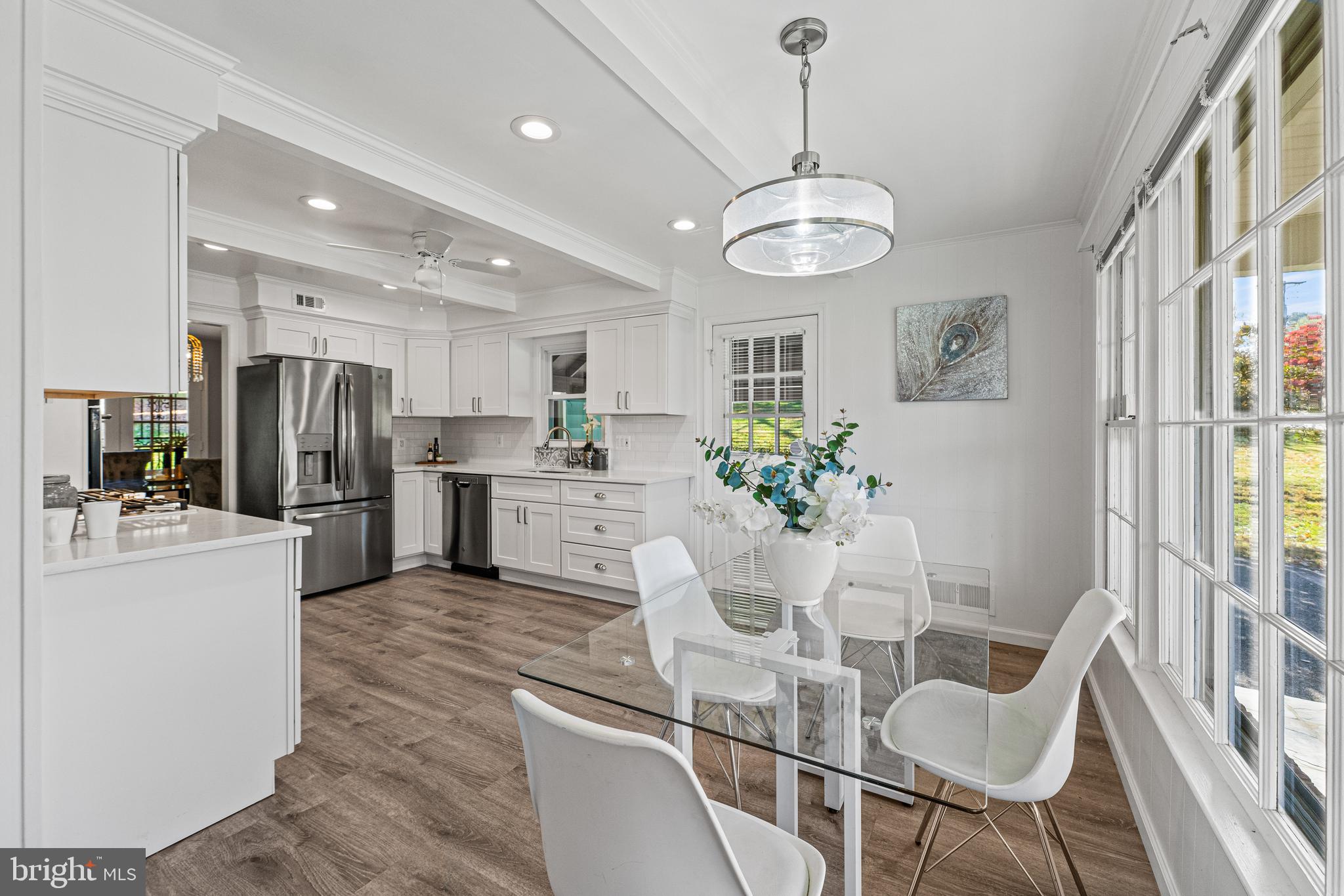 SHERWOOD FOREST MANOR - Residential