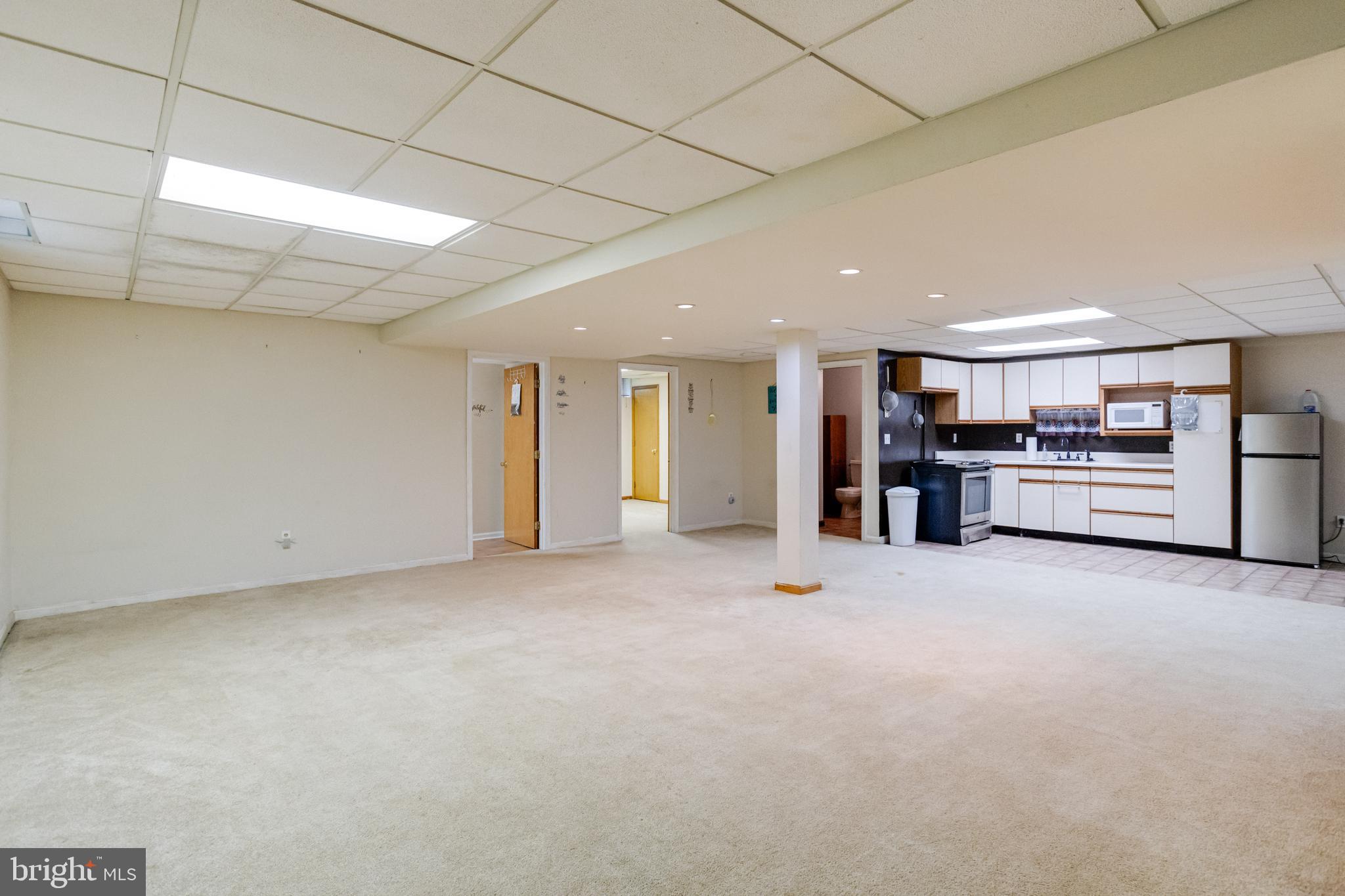 SHARON ACRES ESTATES - Residential