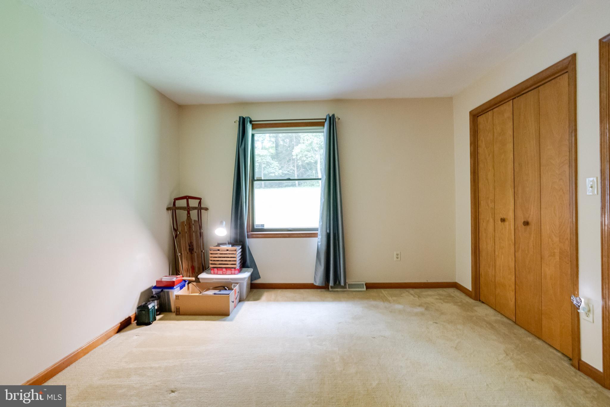 SHARON ACRES ESTATES - Residential