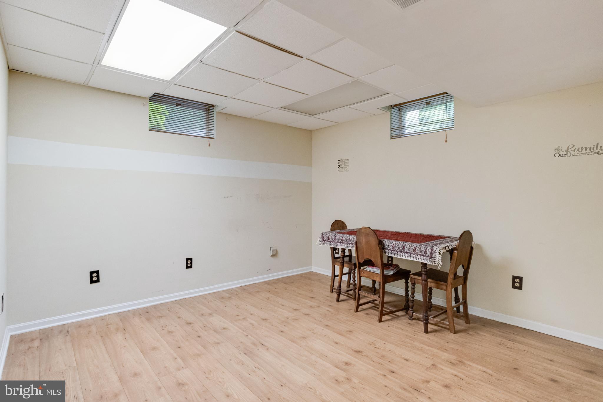 SHARON ACRES ESTATES - Residential