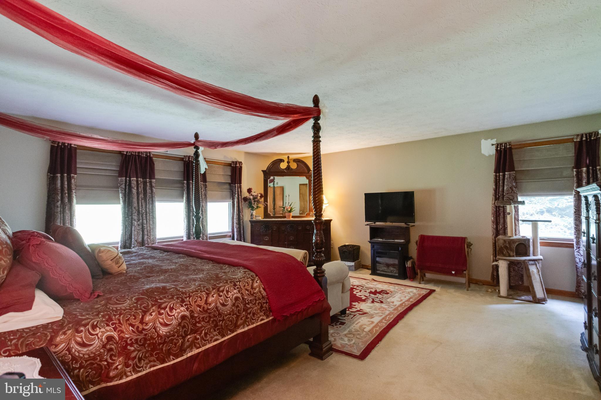 SHARON ACRES ESTATES - Residential