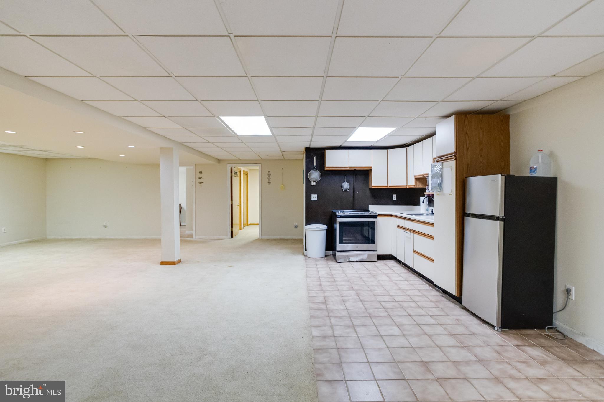 SHARON ACRES ESTATES - Residential