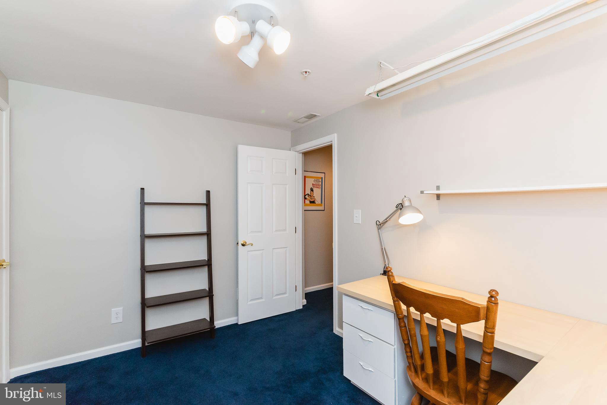 DEER SPRING - Residential