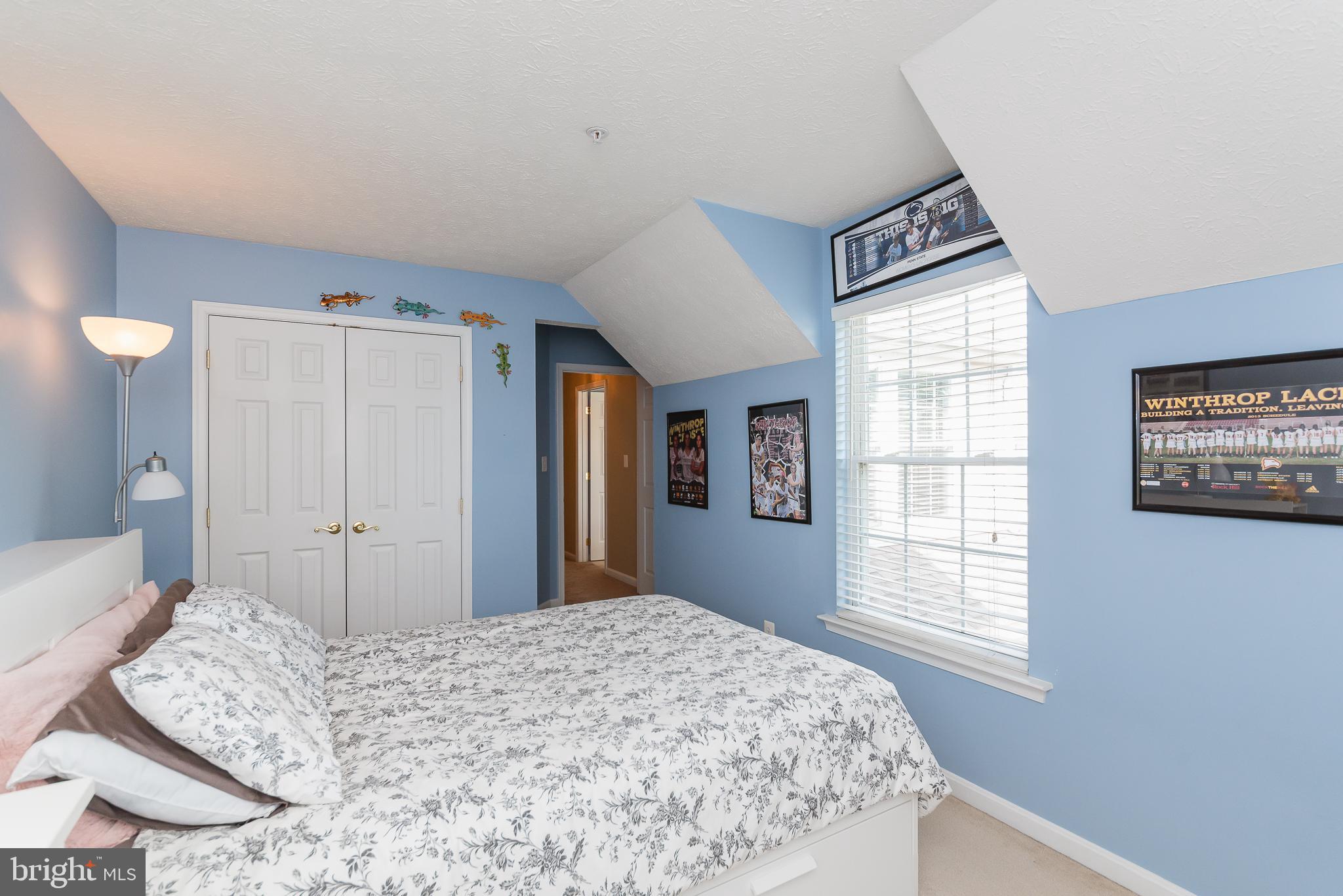 DEER SPRING - Residential