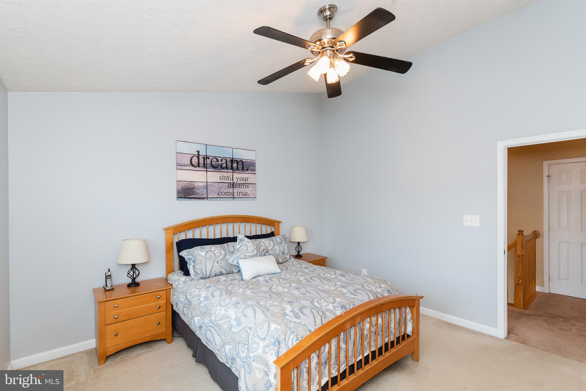 DEER SPRING - Residential