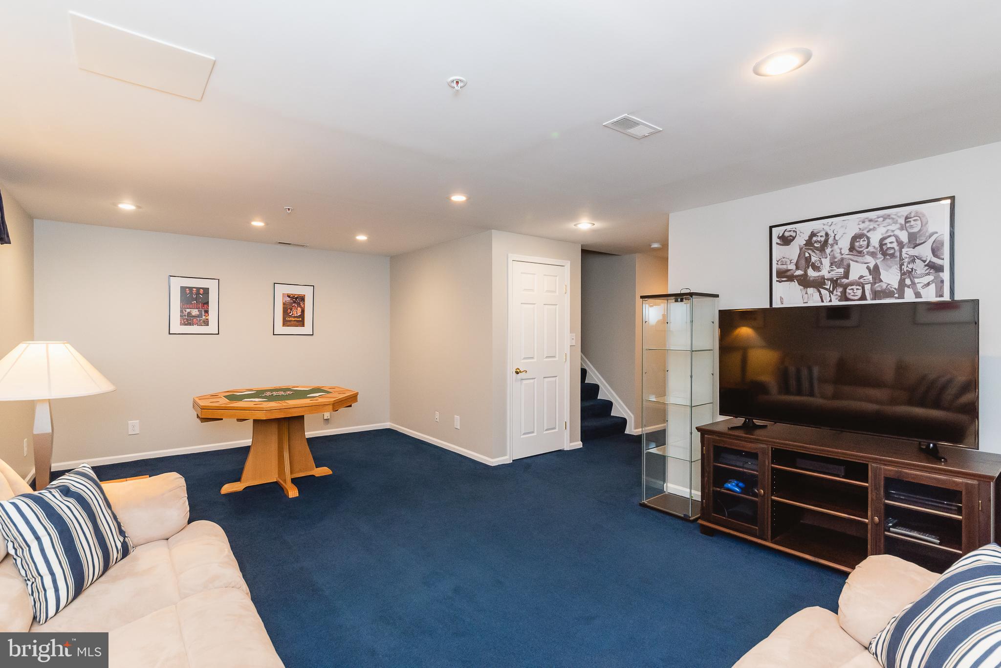 DEER SPRING - Residential