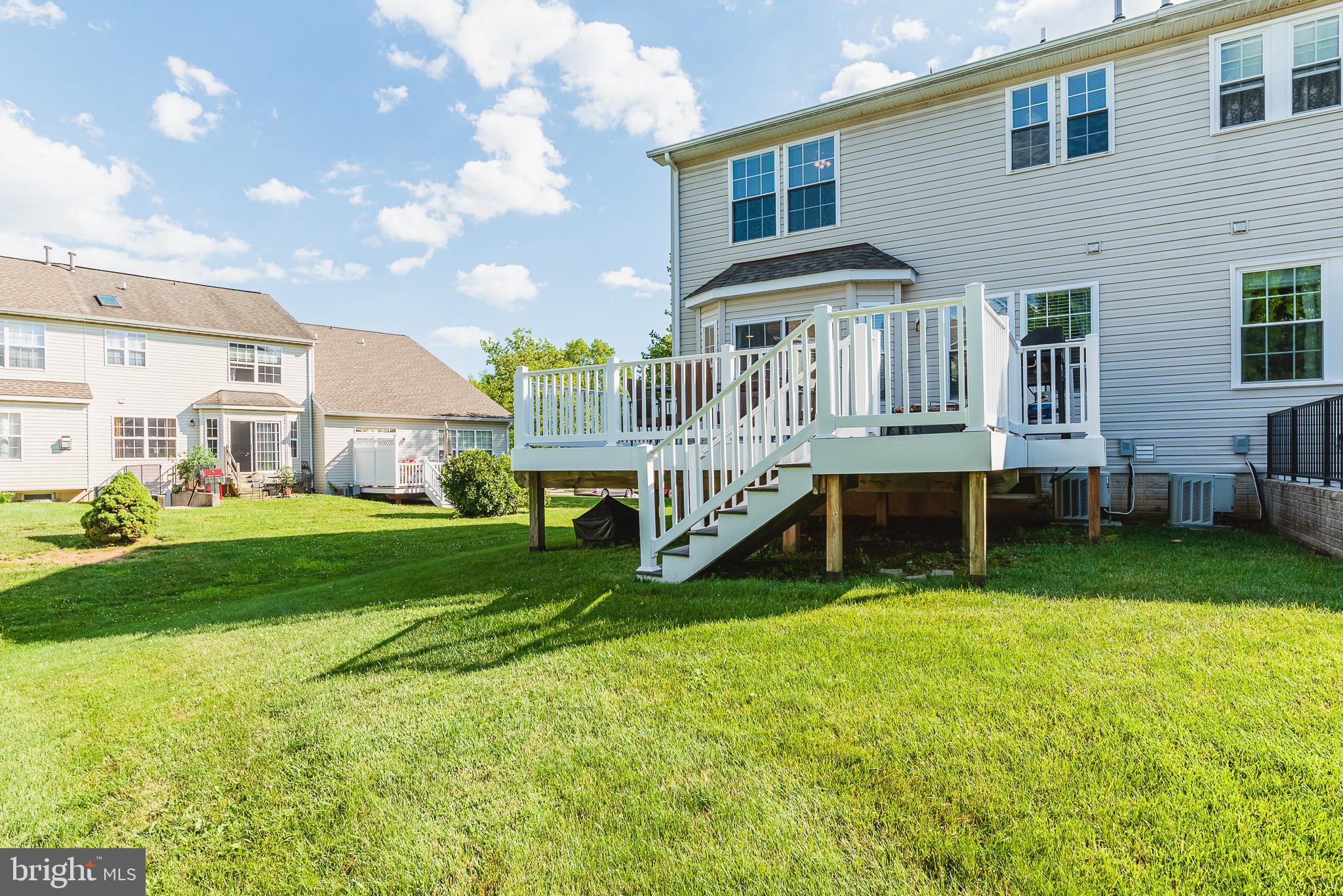 DEER SPRING - Residential