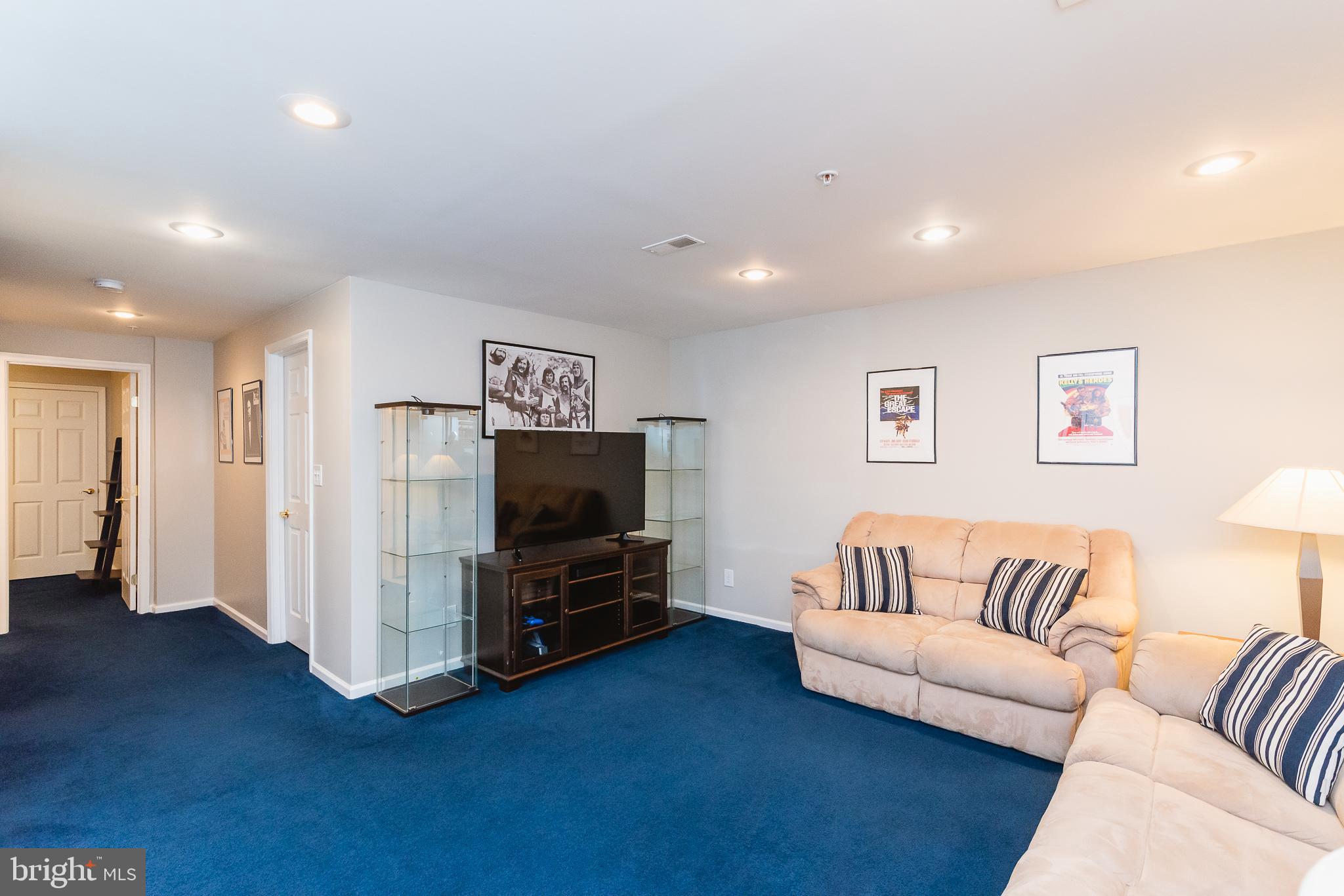 DEER SPRING - Residential