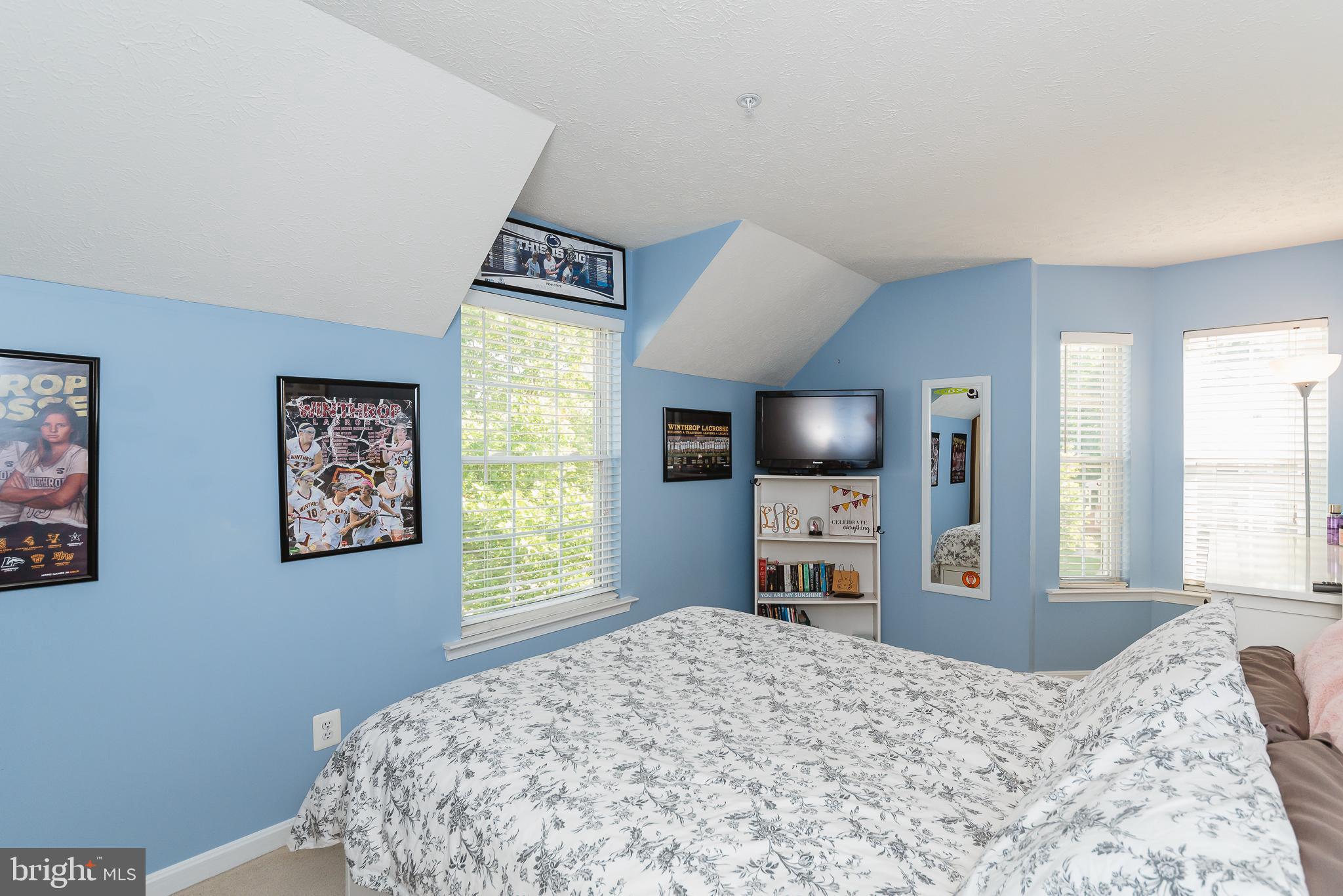 DEER SPRING - Residential