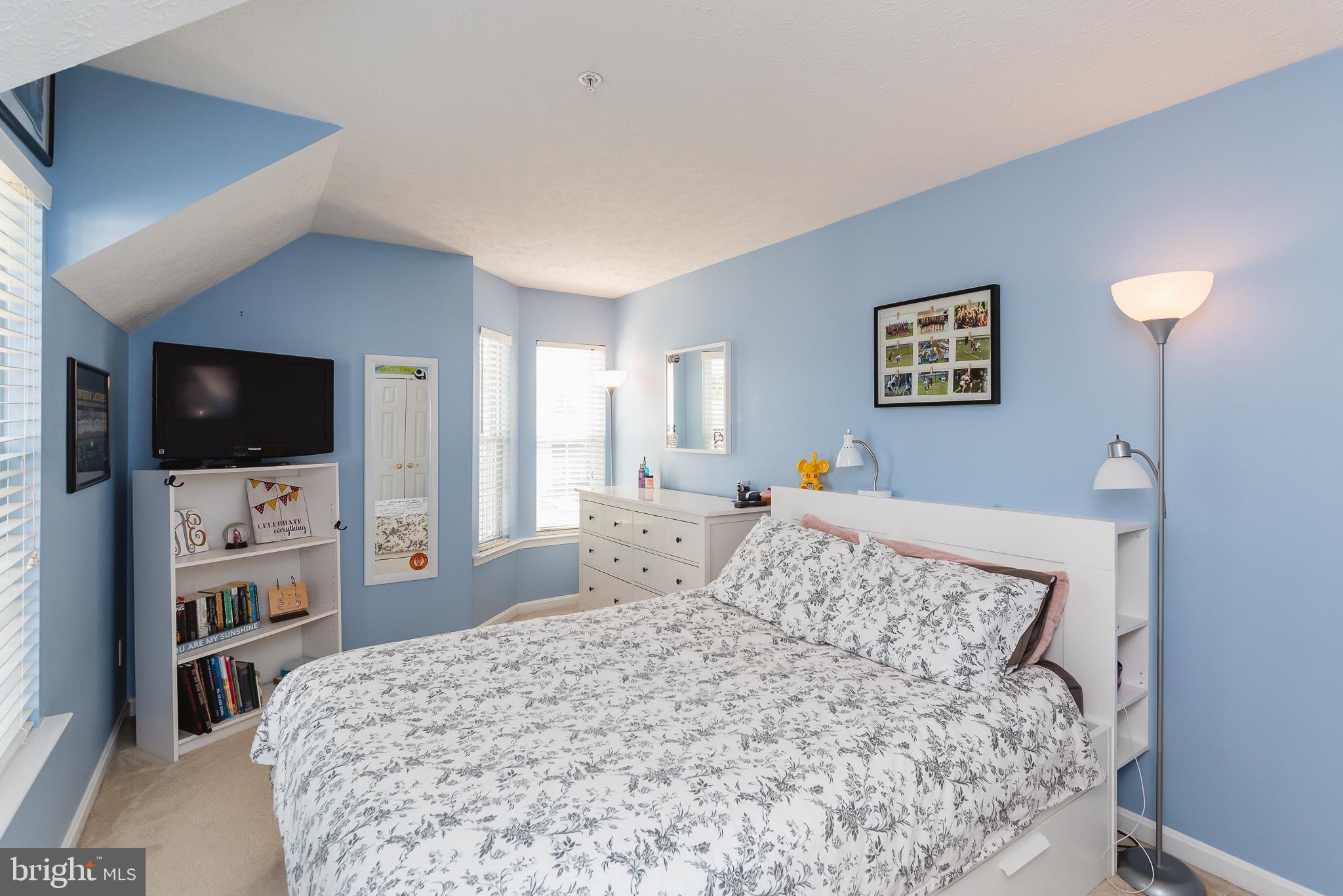 DEER SPRING - Residential