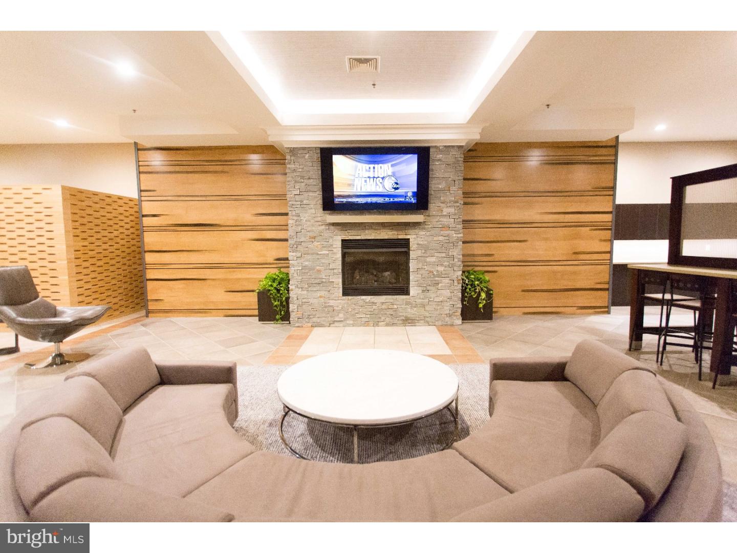 CHINATOWN - Residential Lease