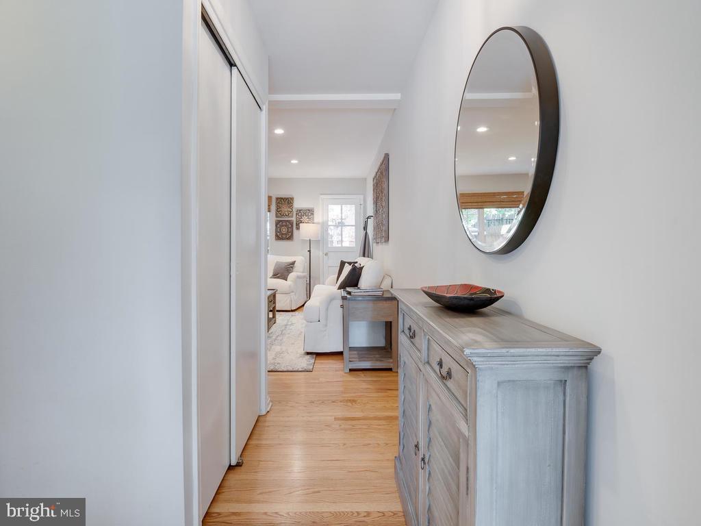 WARWICK VILLAGE - Residential